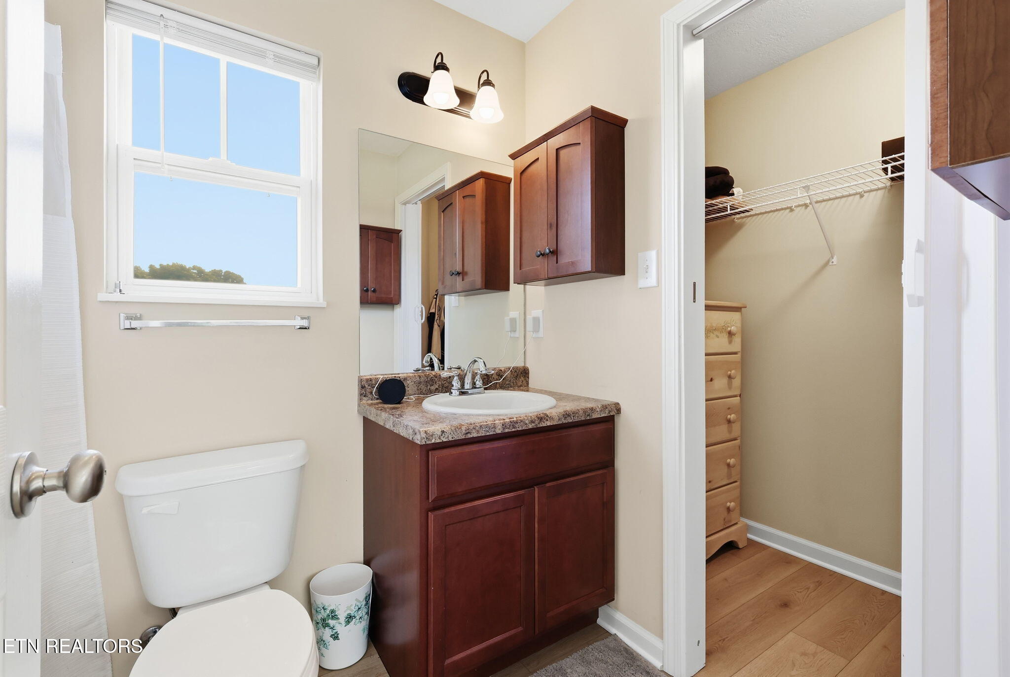1245 Quiet Brook Lane Knoxville TN 37914