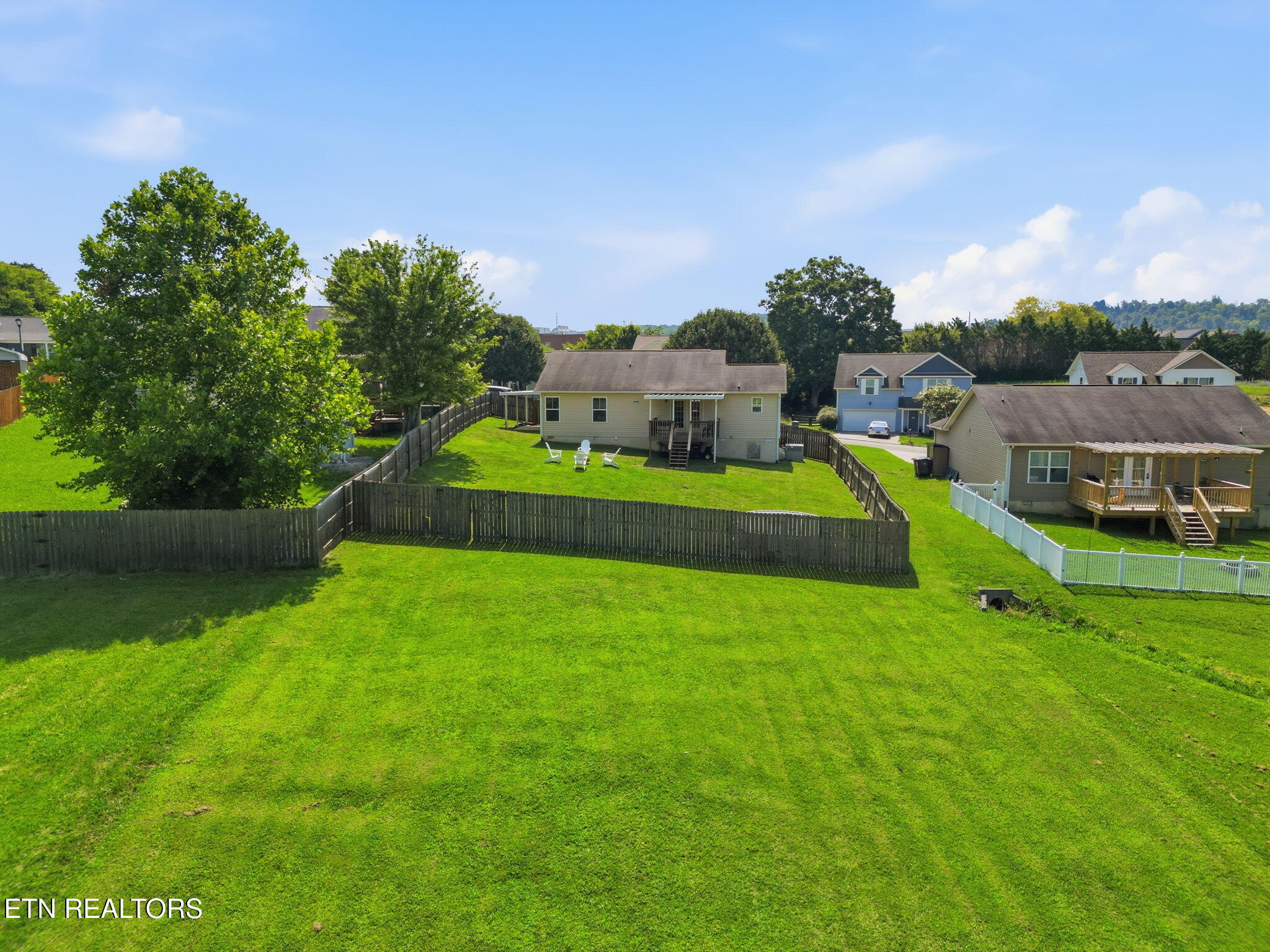 1245 Quiet Brook Lane Knoxville TN 37914
