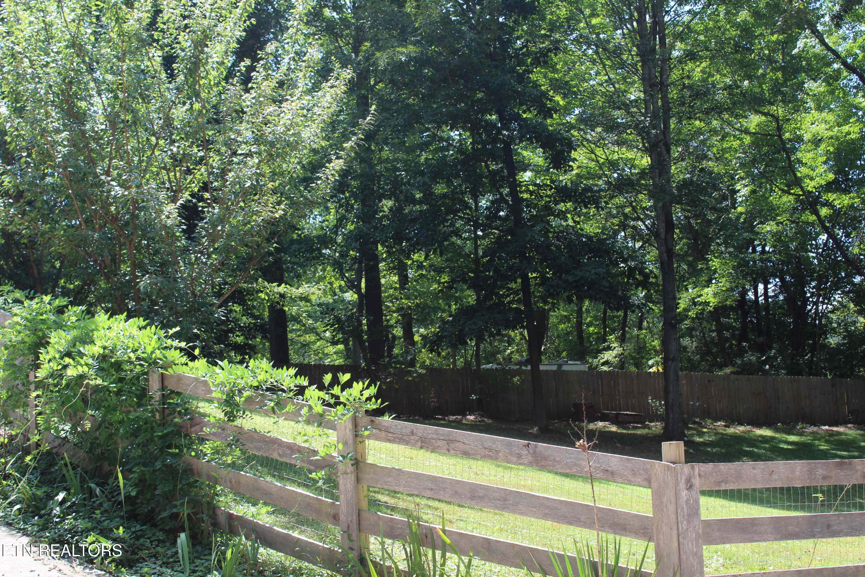 117 Saratoga Drive Clinton TN 37716
