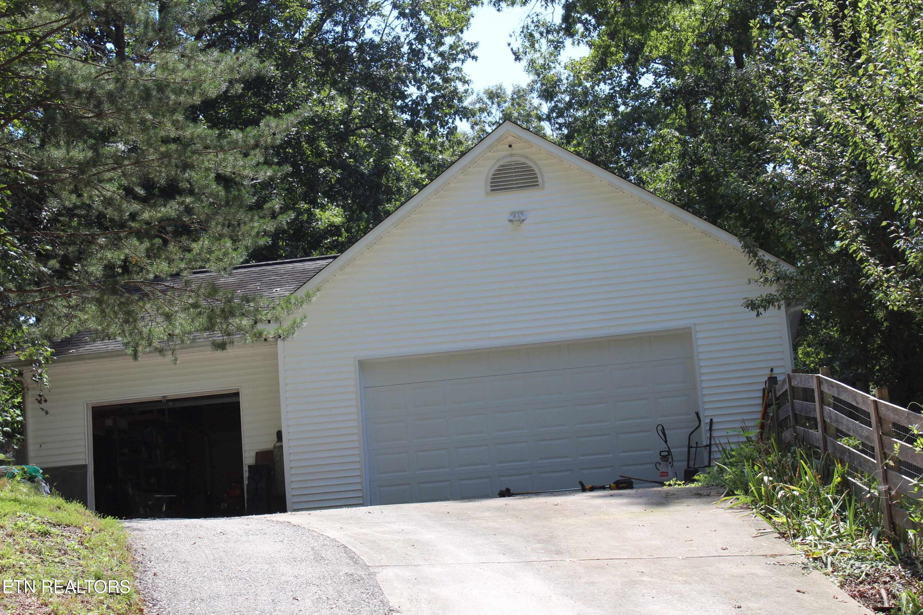 117 Saratoga Drive Clinton TN 37716