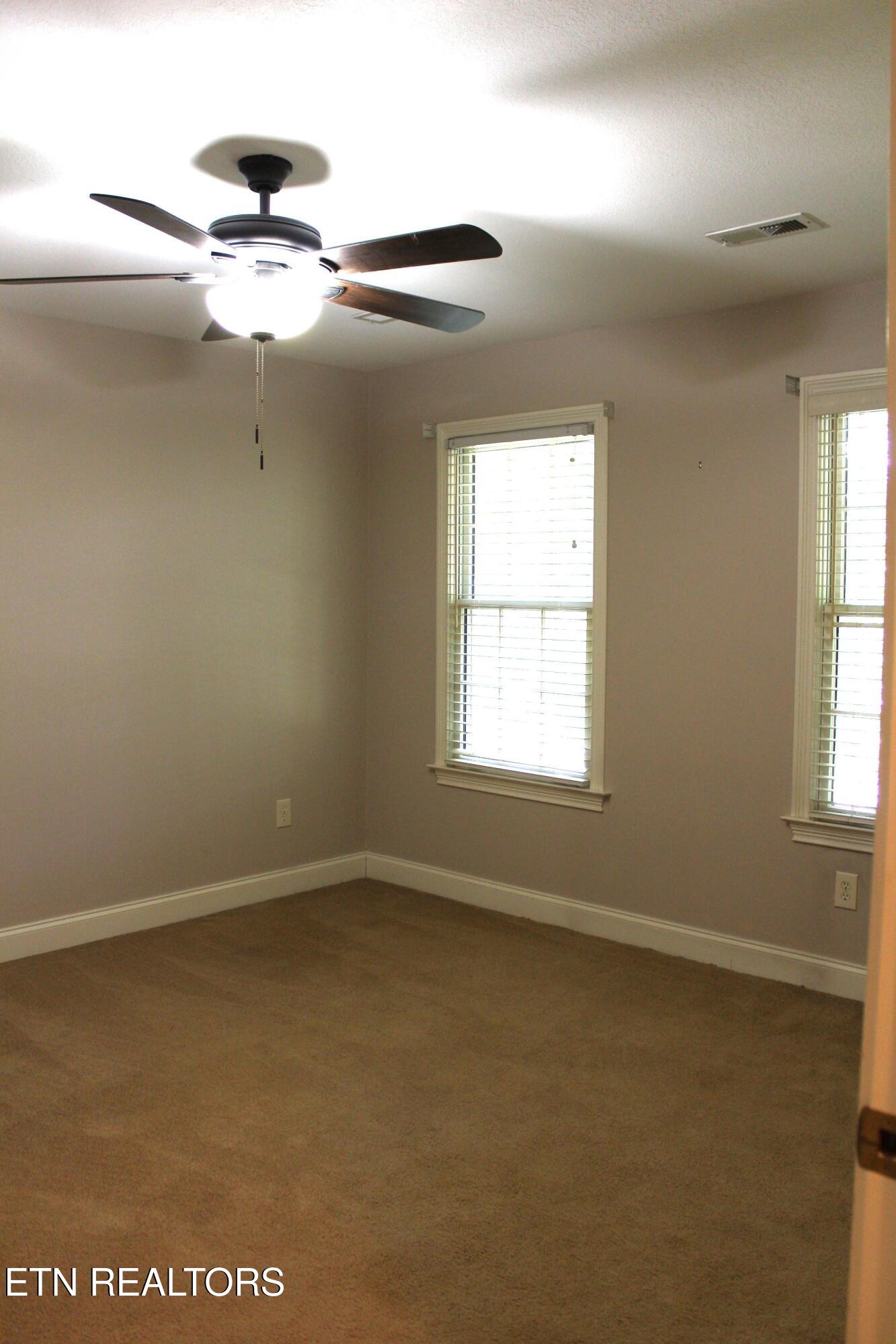 117 Saratoga Drive Clinton TN 37716