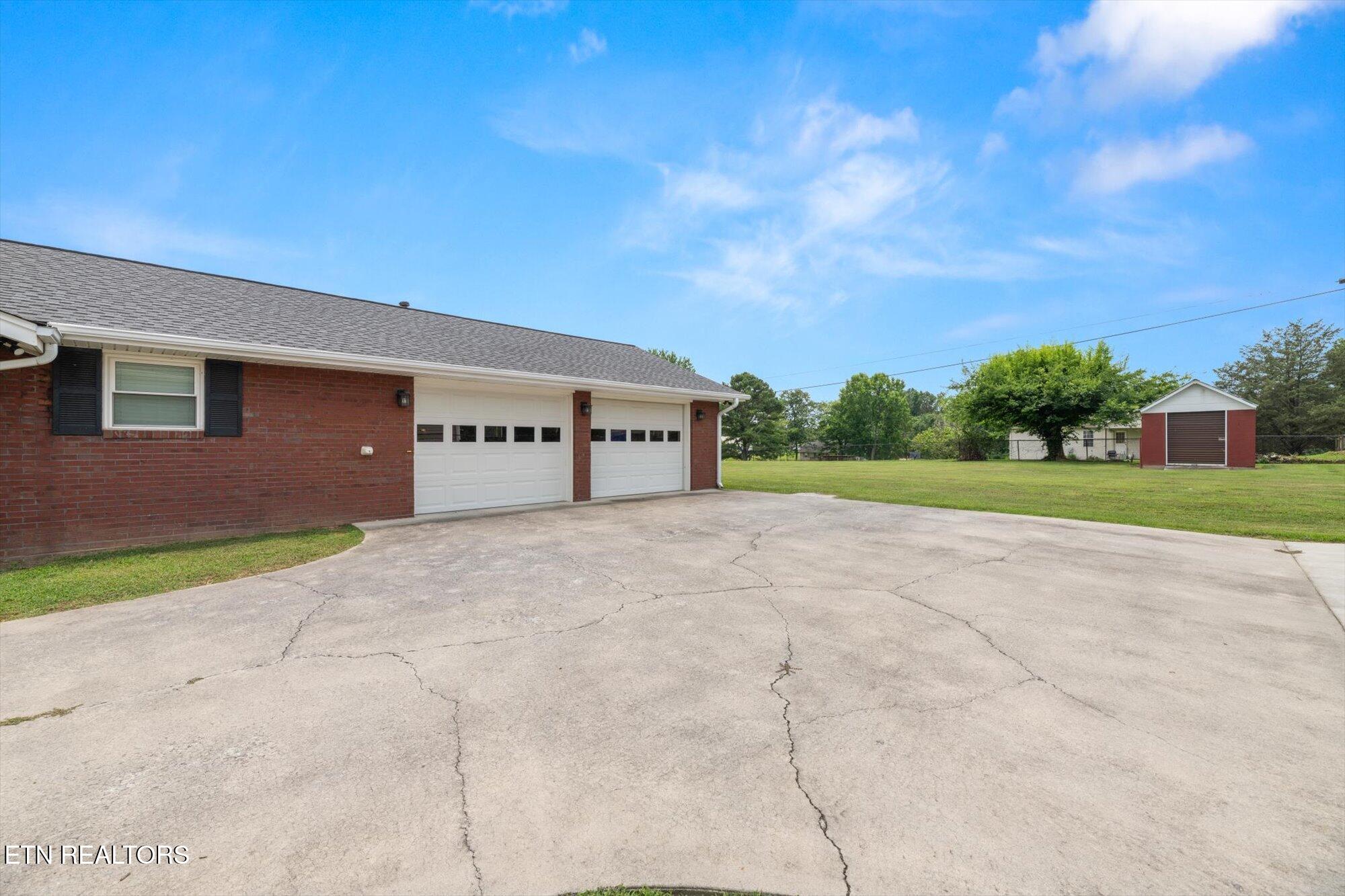 137 County Road 146 Riceville TN 37370