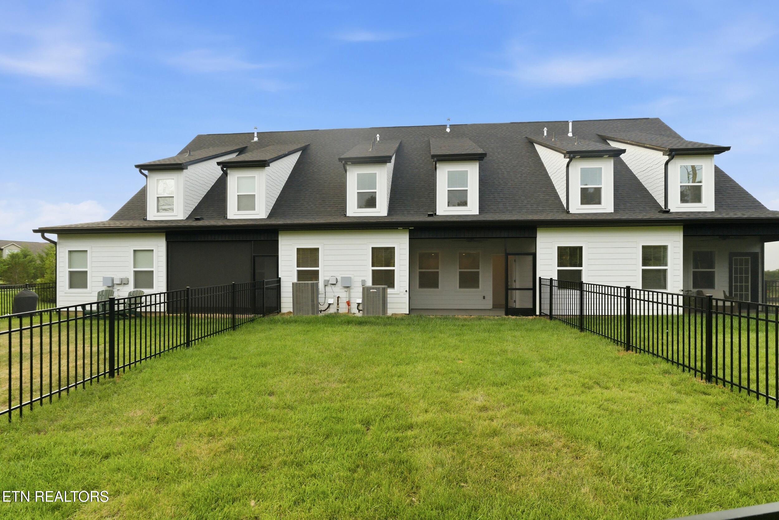 1997 Lovingwood Springs Trail Maryville TN 37803