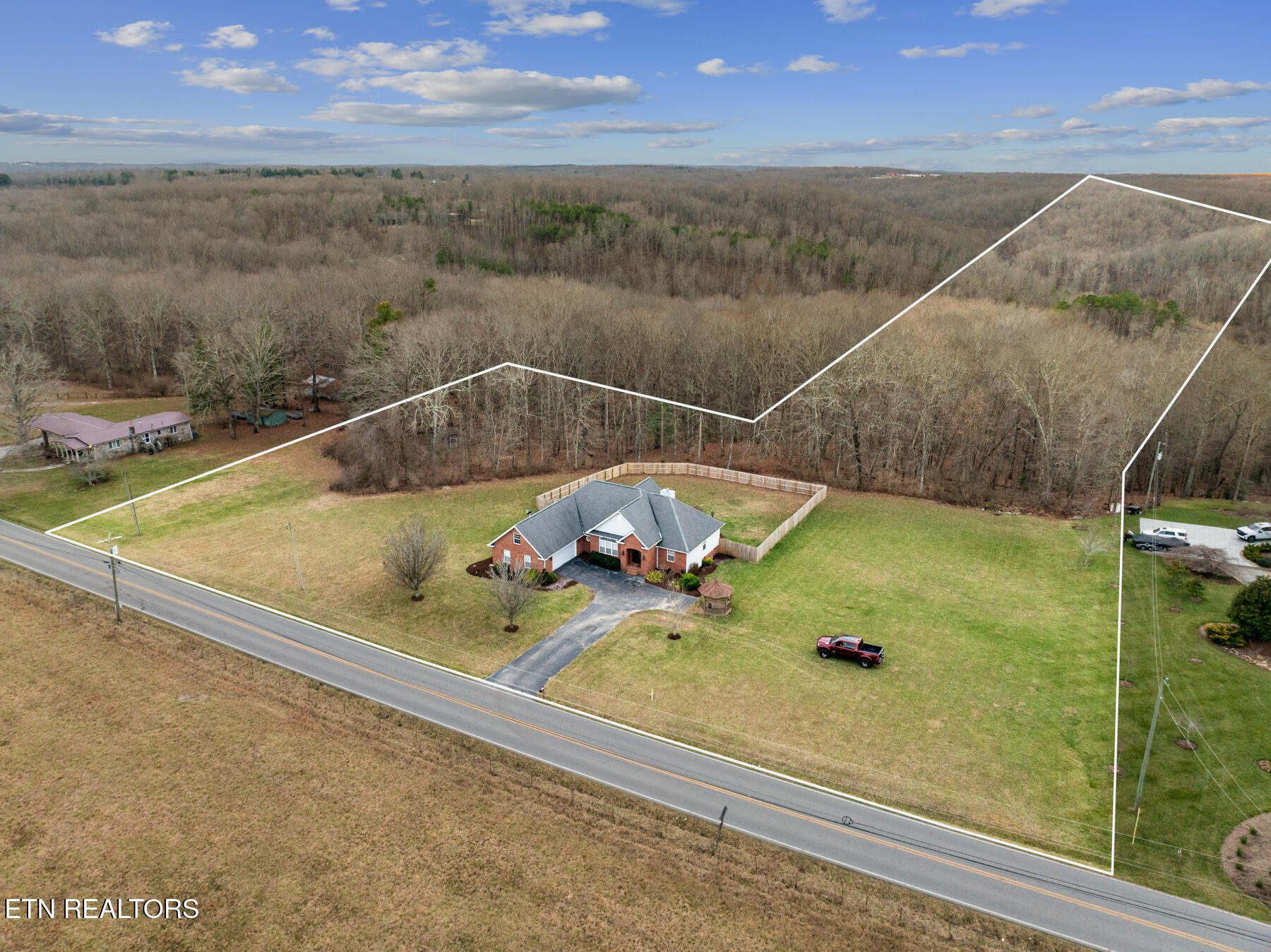 1378 Pow Camp Road Crossville TN 38572