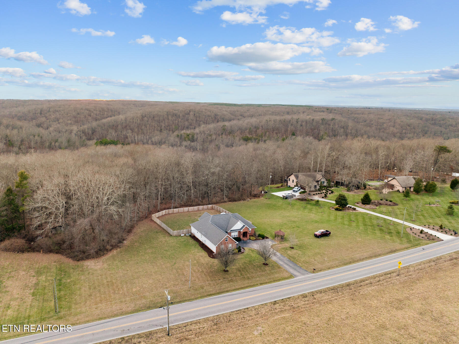 1378 Pow Camp Road Crossville TN 38572