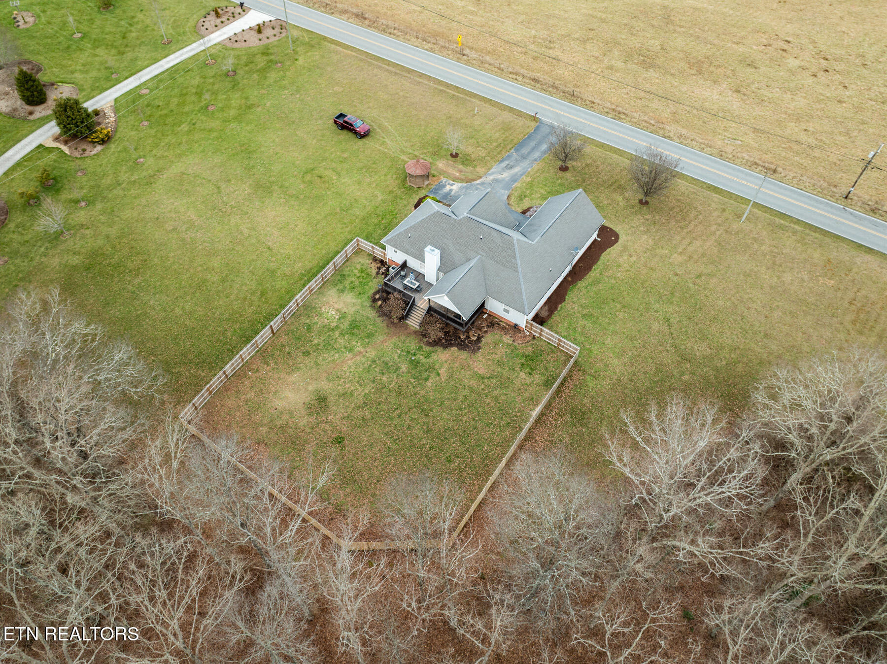 1378 Pow Camp Road Crossville TN 38572