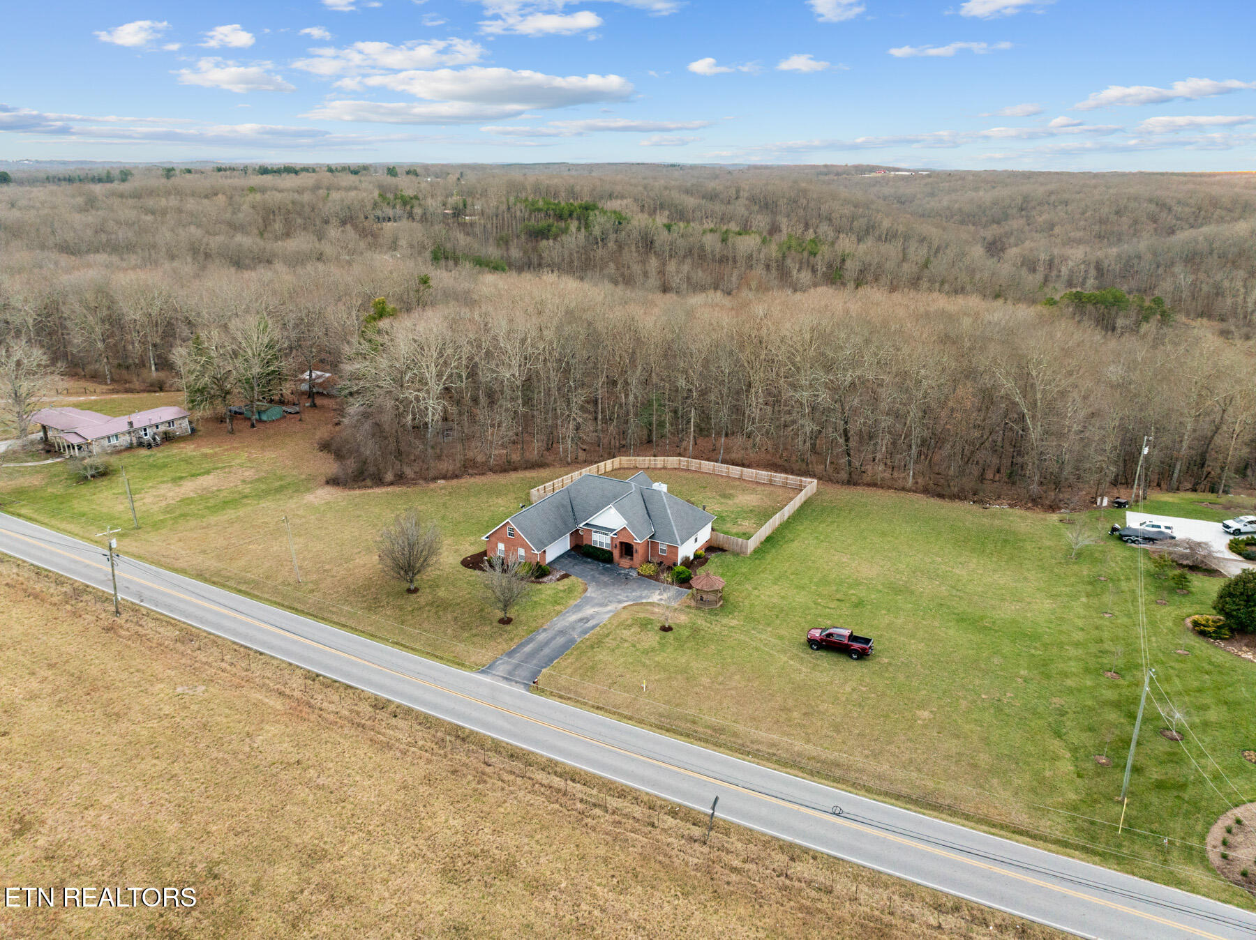 1378 Pow Camp Road Crossville TN 38572