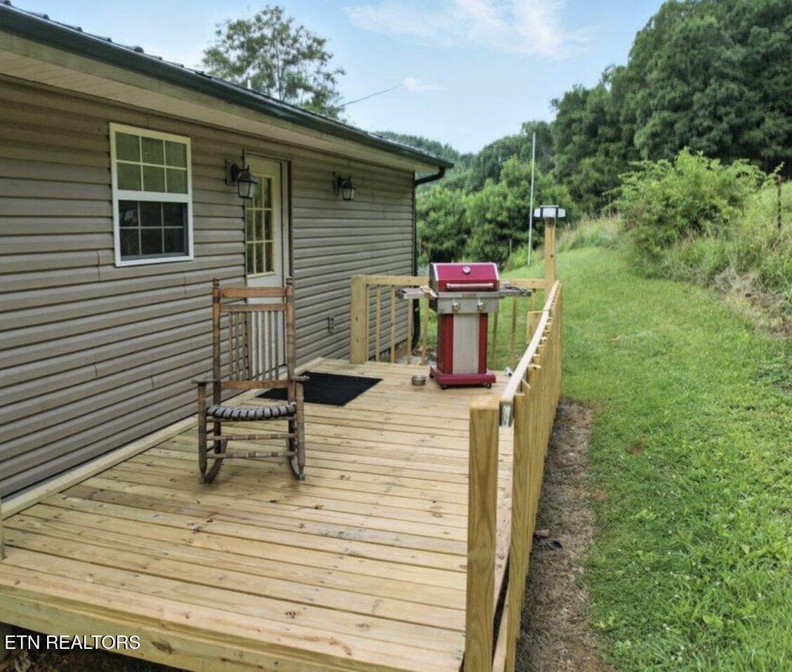 671 Hensley Hollow Road Thorn Hill TN 37881