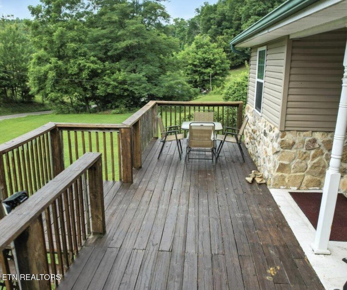 671 Hensley Hollow Road Thorn Hill TN 37881