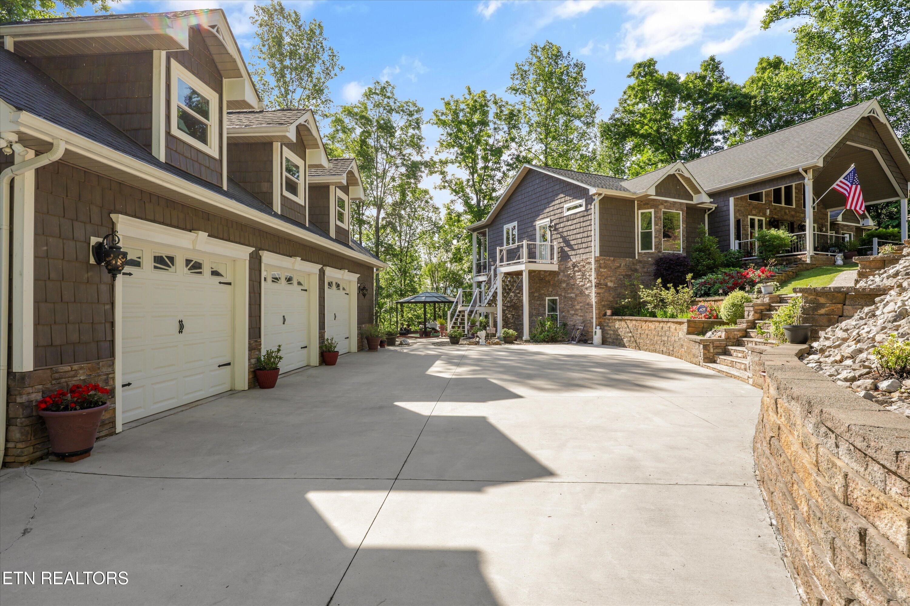 180 Silver Trail New Tazewell TN 37825