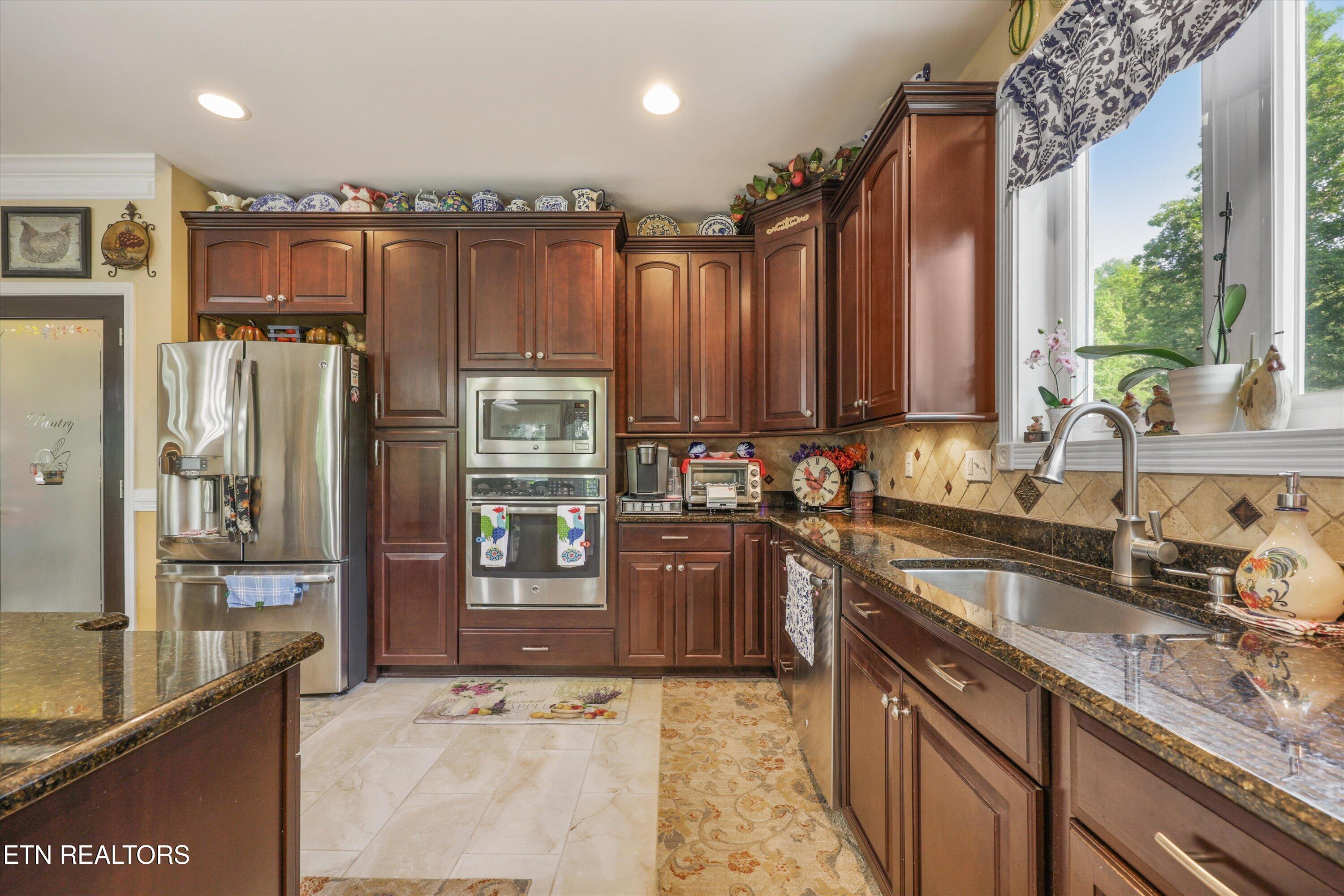 180 Silver Trail New Tazewell TN 37825