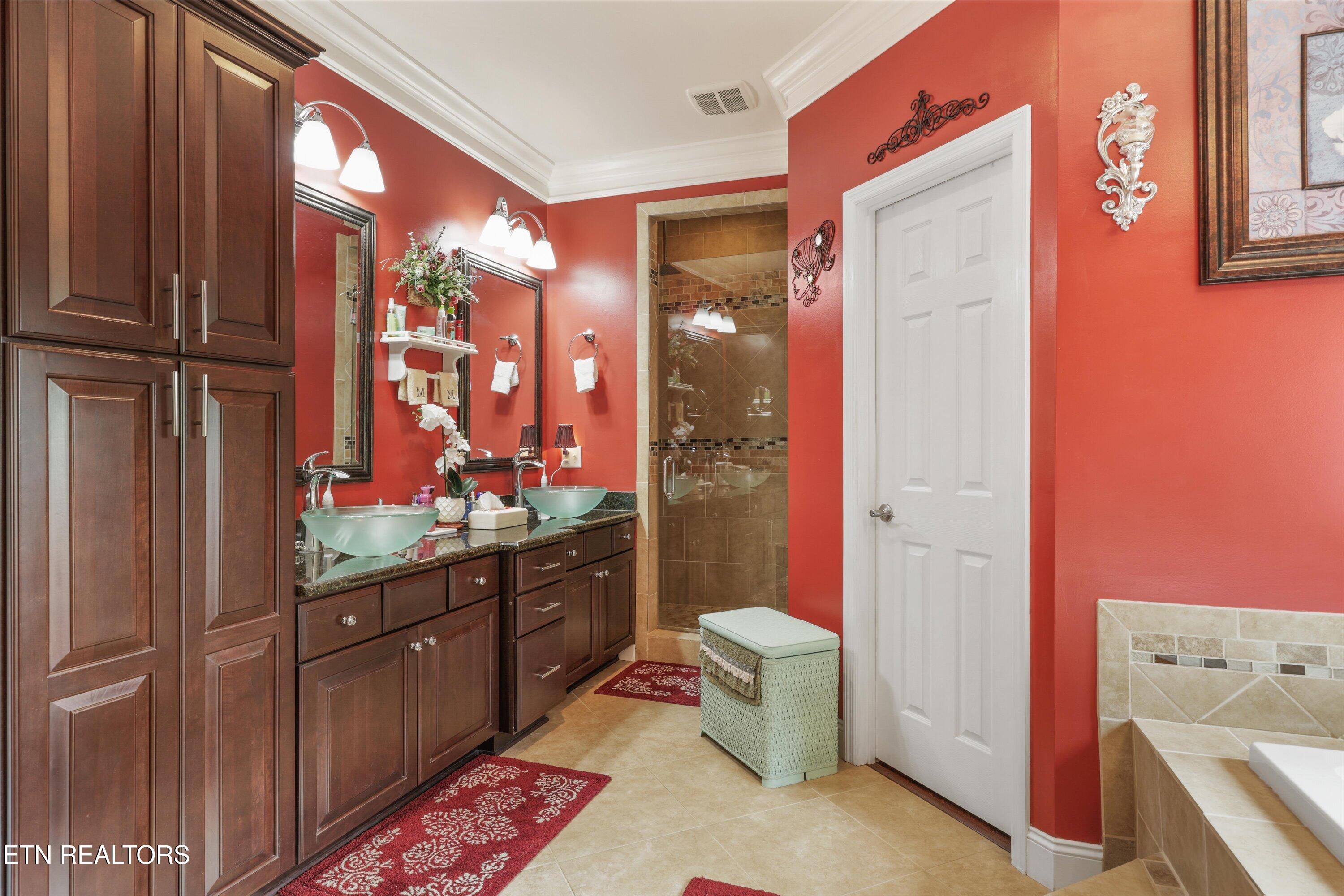 180 Silver Trail New Tazewell TN 37825