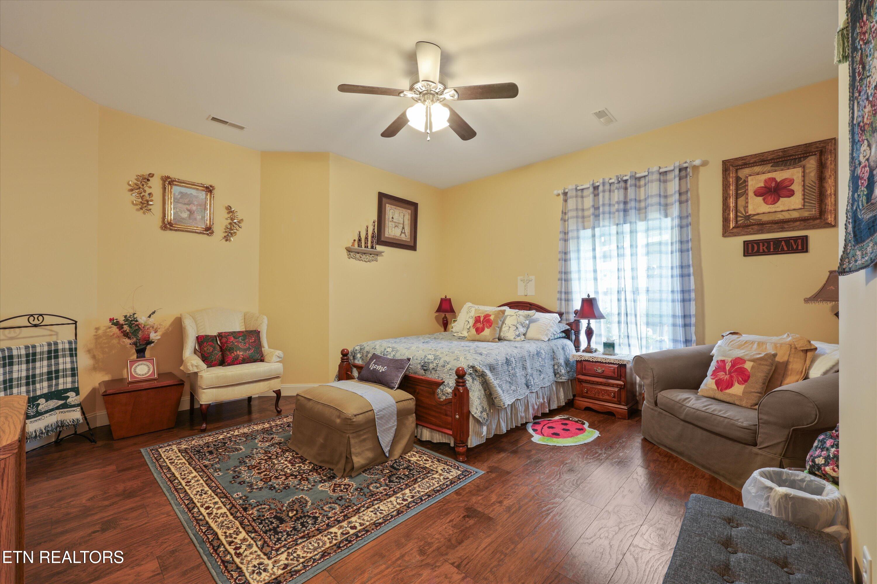 180 Silver Trail New Tazewell TN 37825