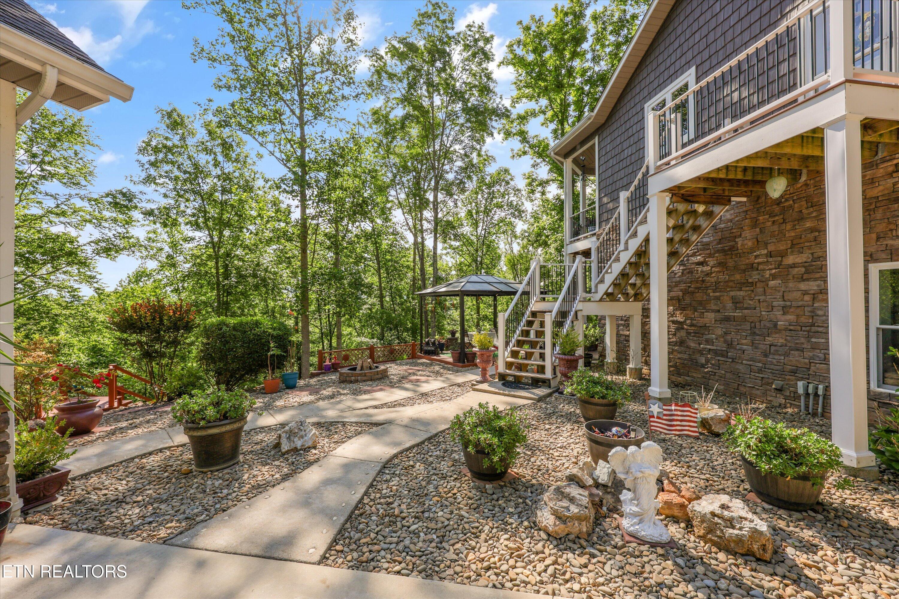 180 Silver Trail New Tazewell TN 37825