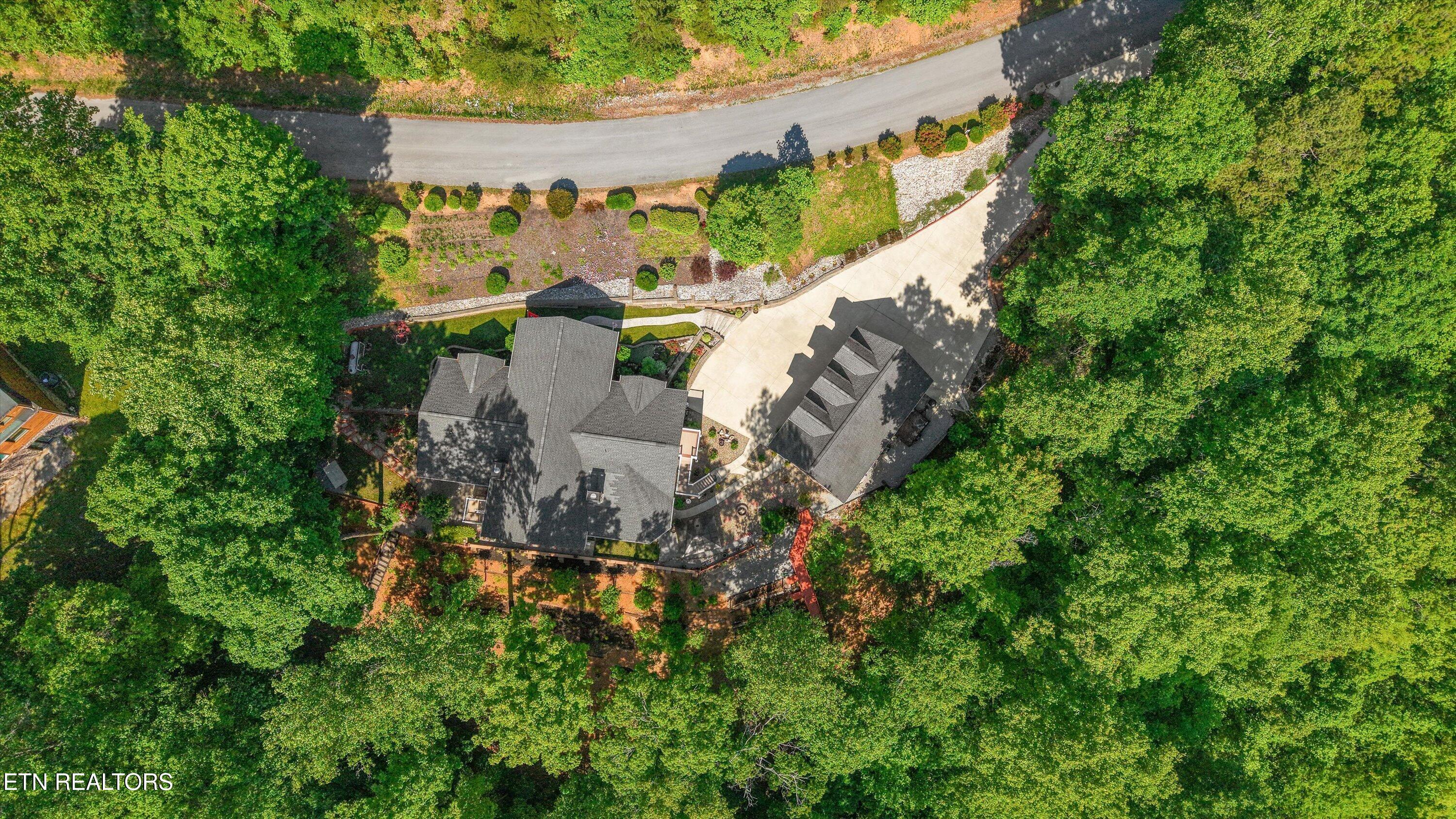 180 Silver Trail New Tazewell TN 37825