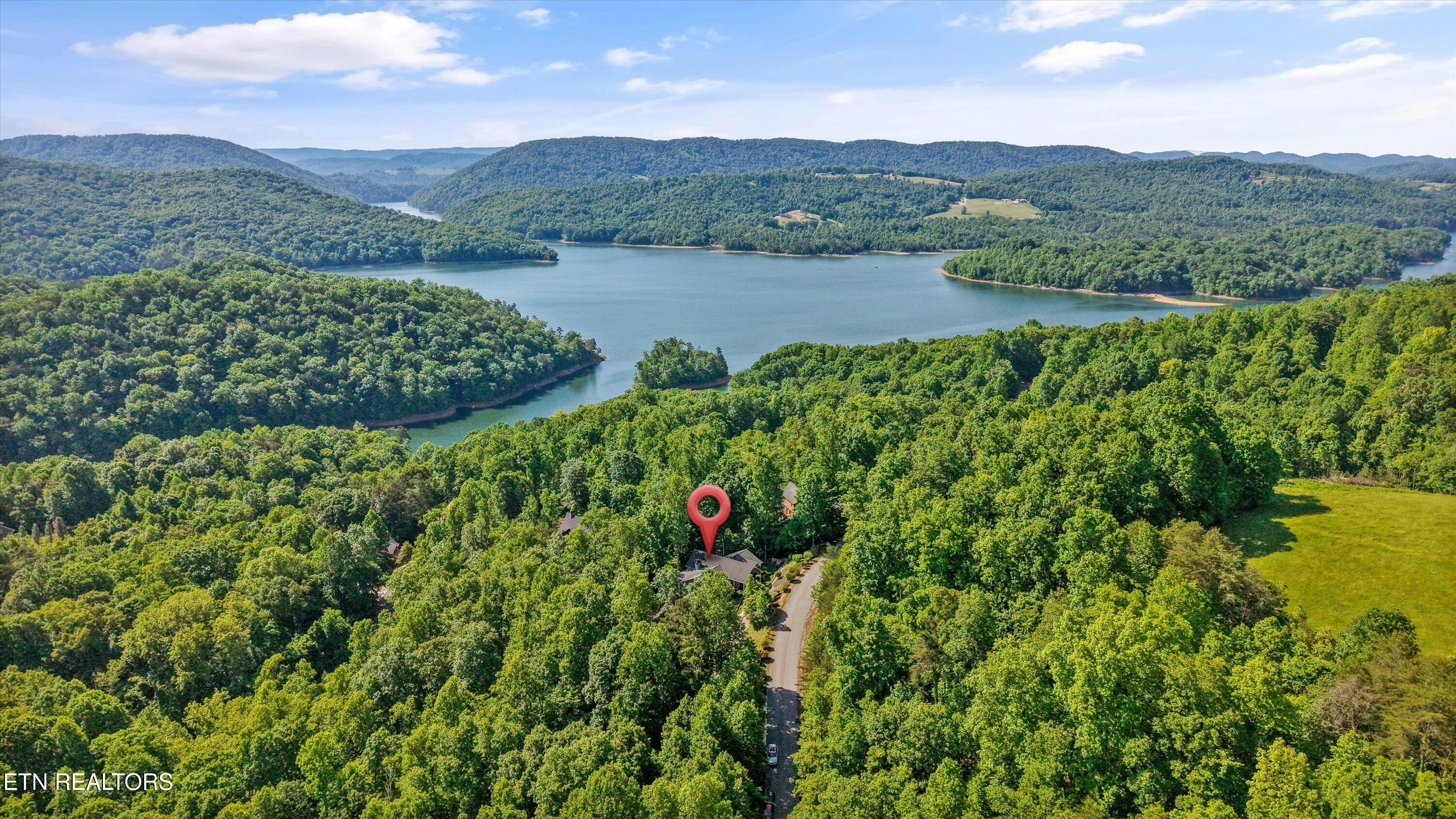 180 Silver Trail New Tazewell TN 37825