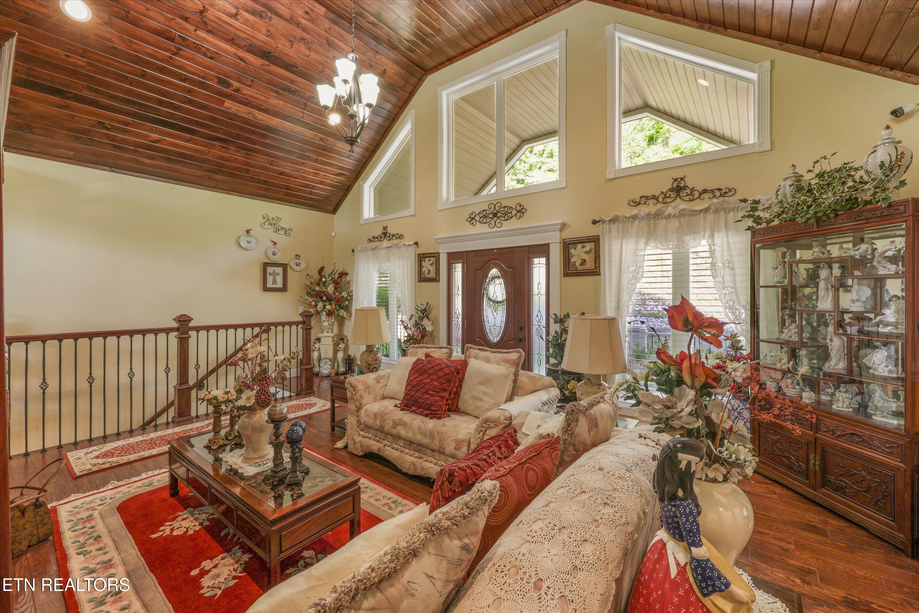 180 Silver Trail New Tazewell TN 37825