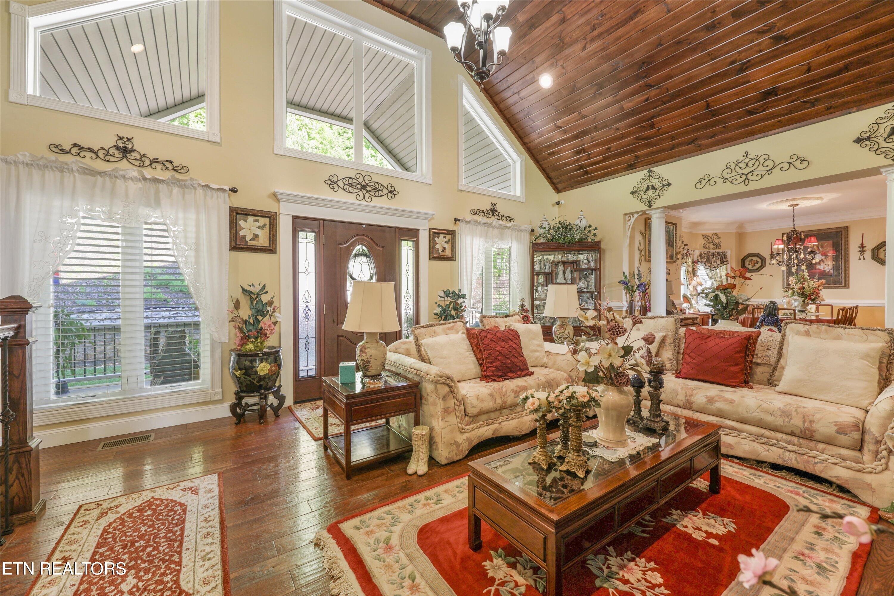 180 Silver Trail New Tazewell TN 37825