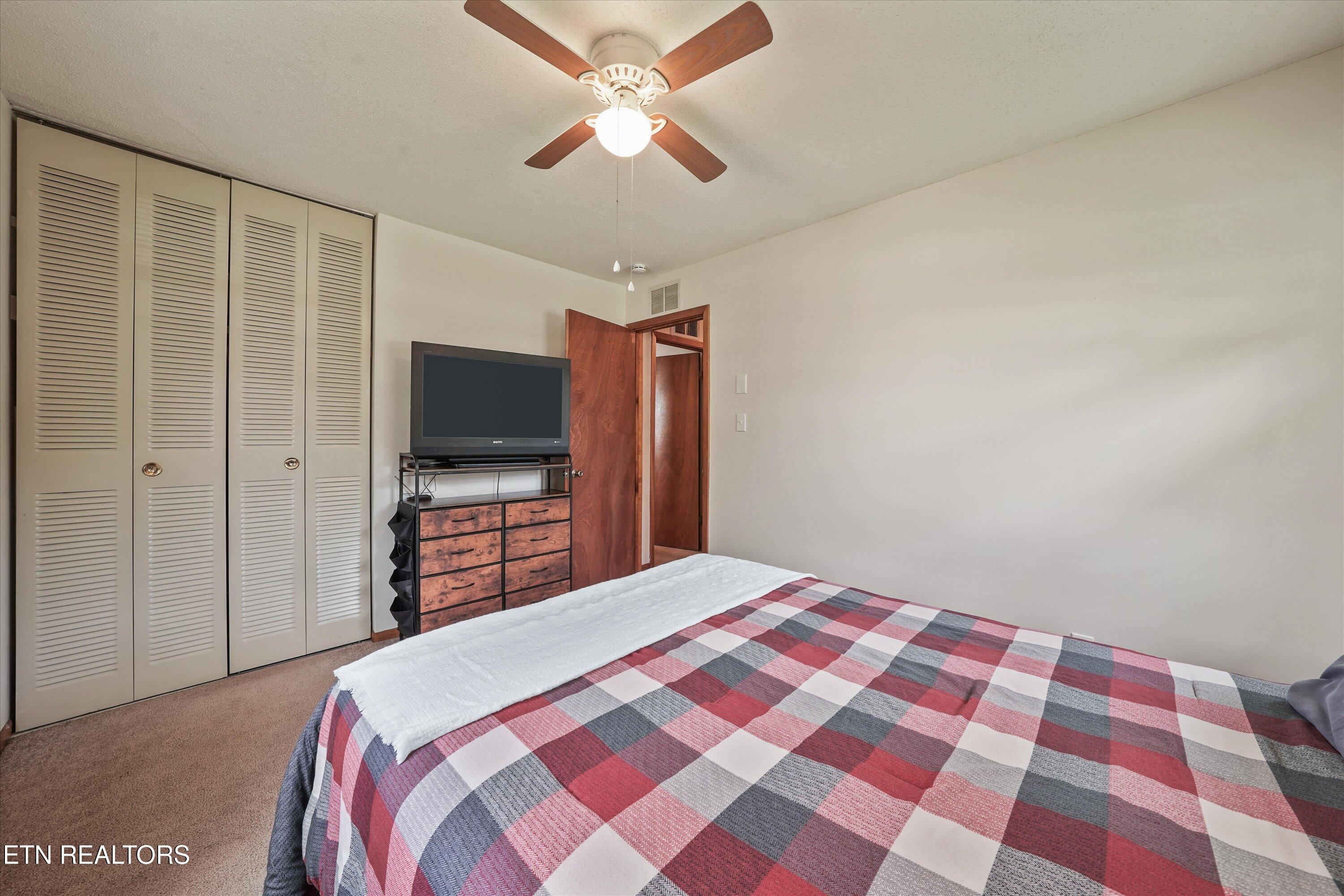 7740 Ashley Road Powell TN 37849