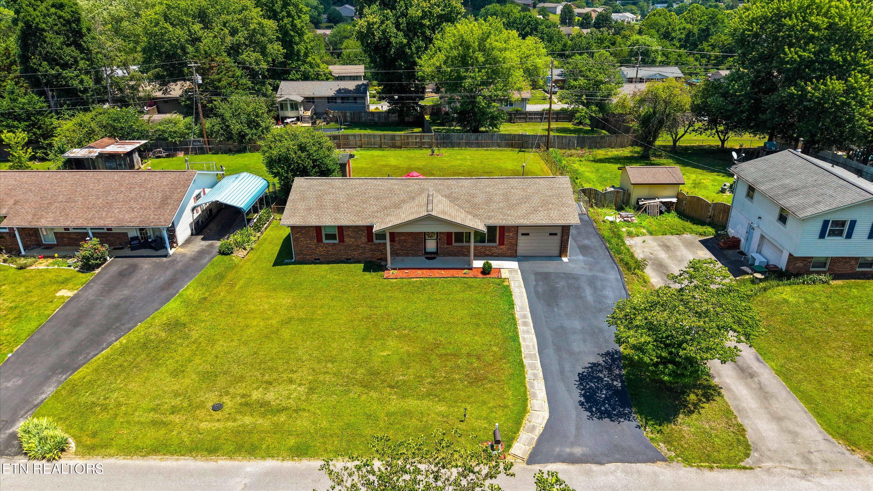 7740 Ashley Road Powell TN 37849