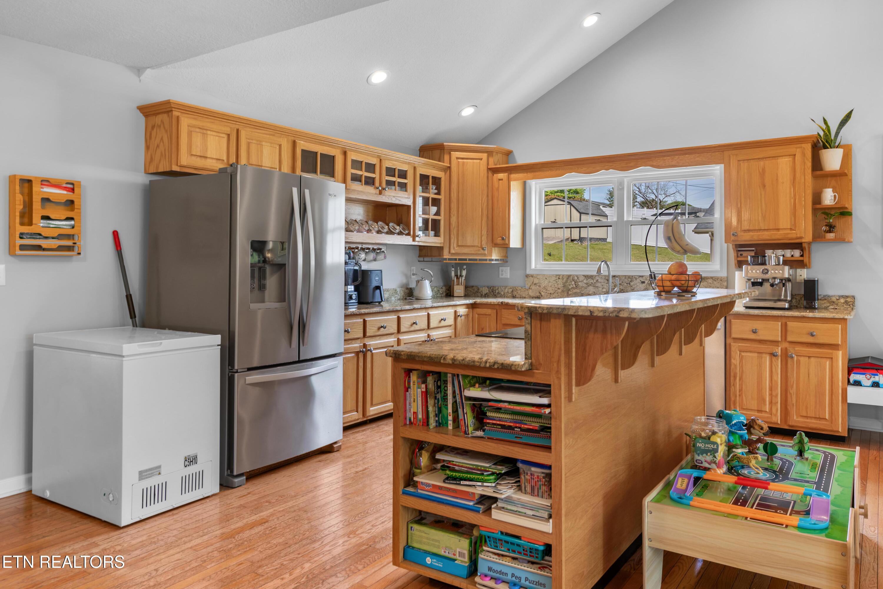 206 Hickory Lane Jacksboro TN 37757