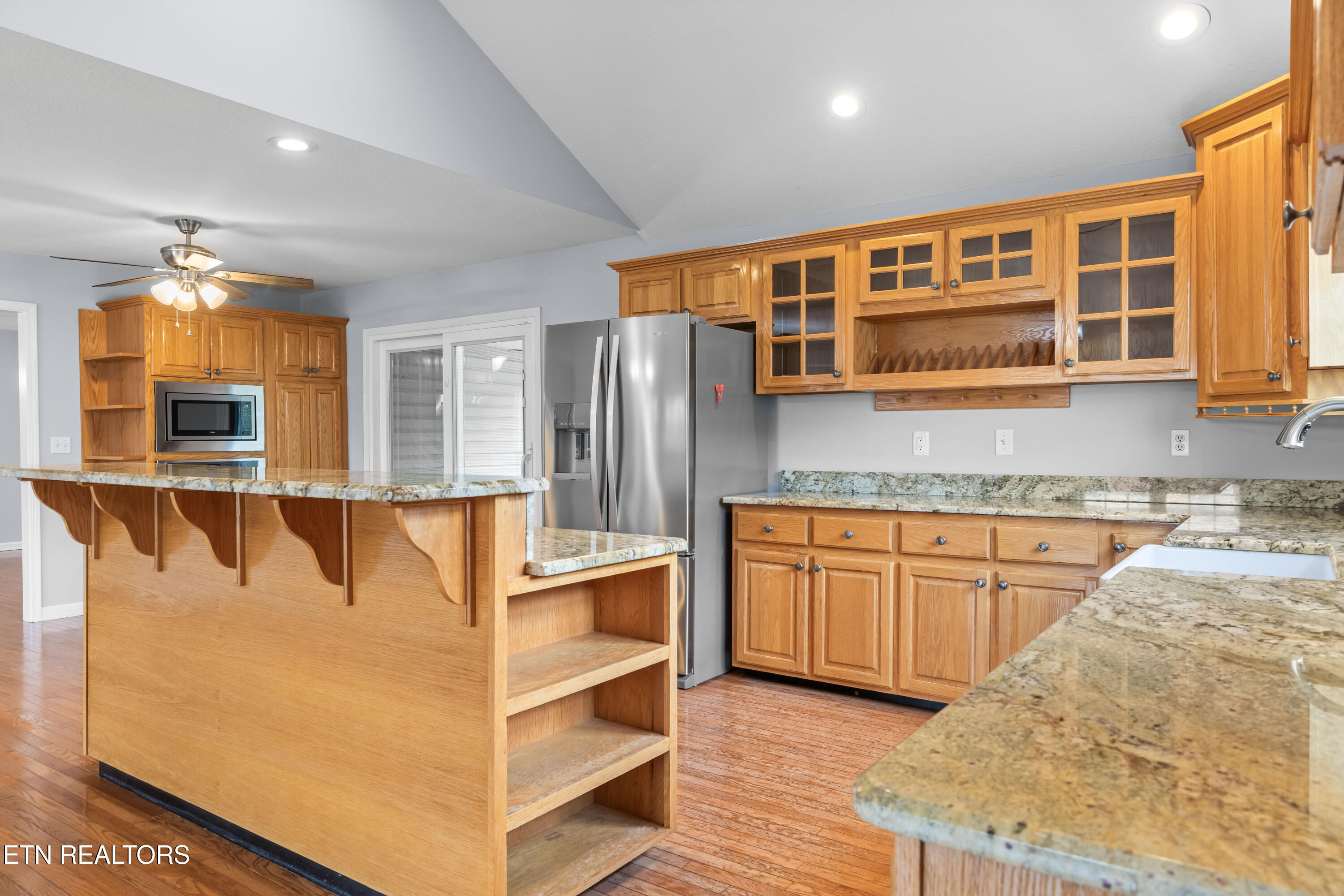 206 Hickory Lane Jacksboro TN 37757