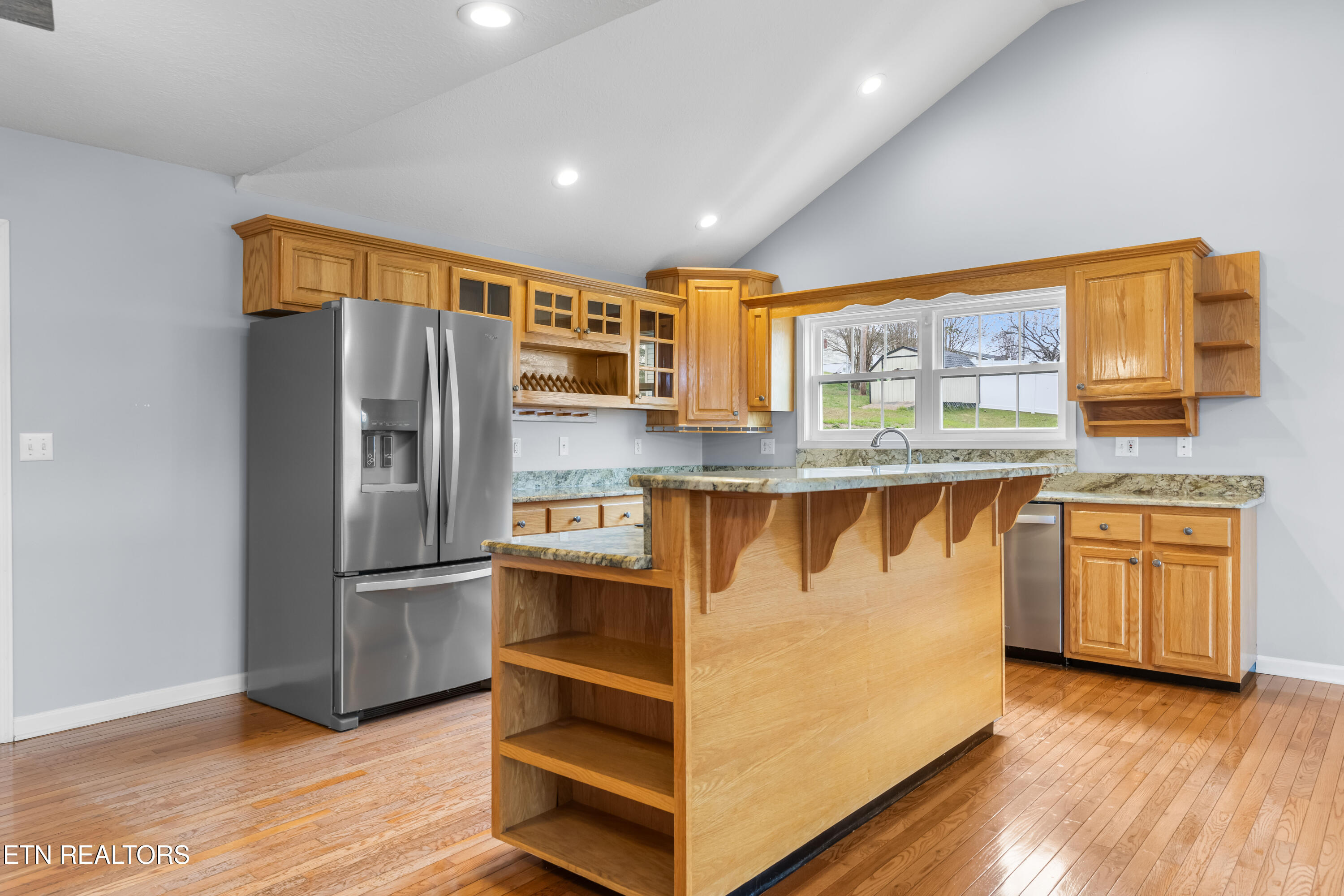 206 Hickory Lane Jacksboro TN 37757