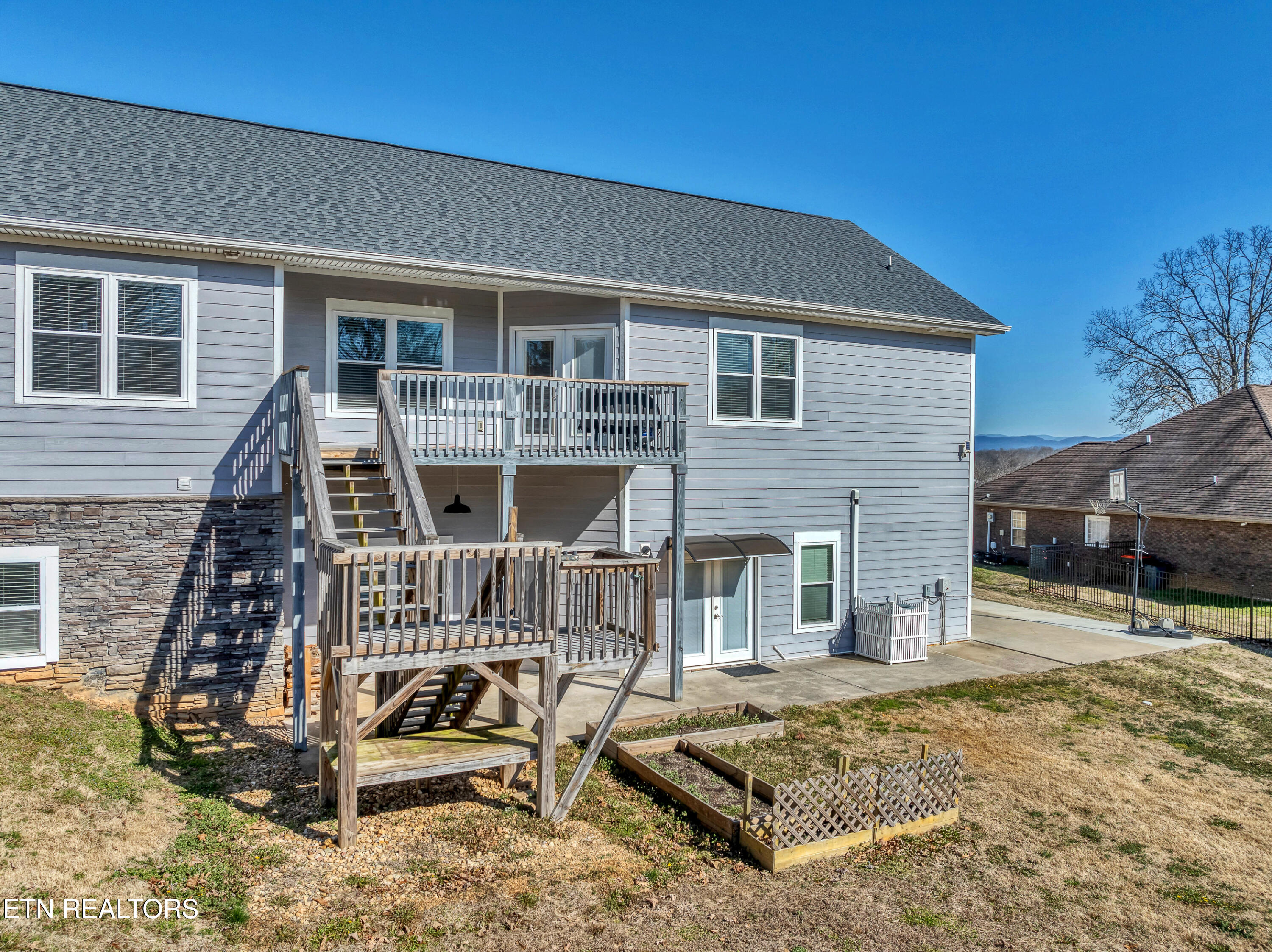 1322 Houston Springs Road Greenback TN 37742
