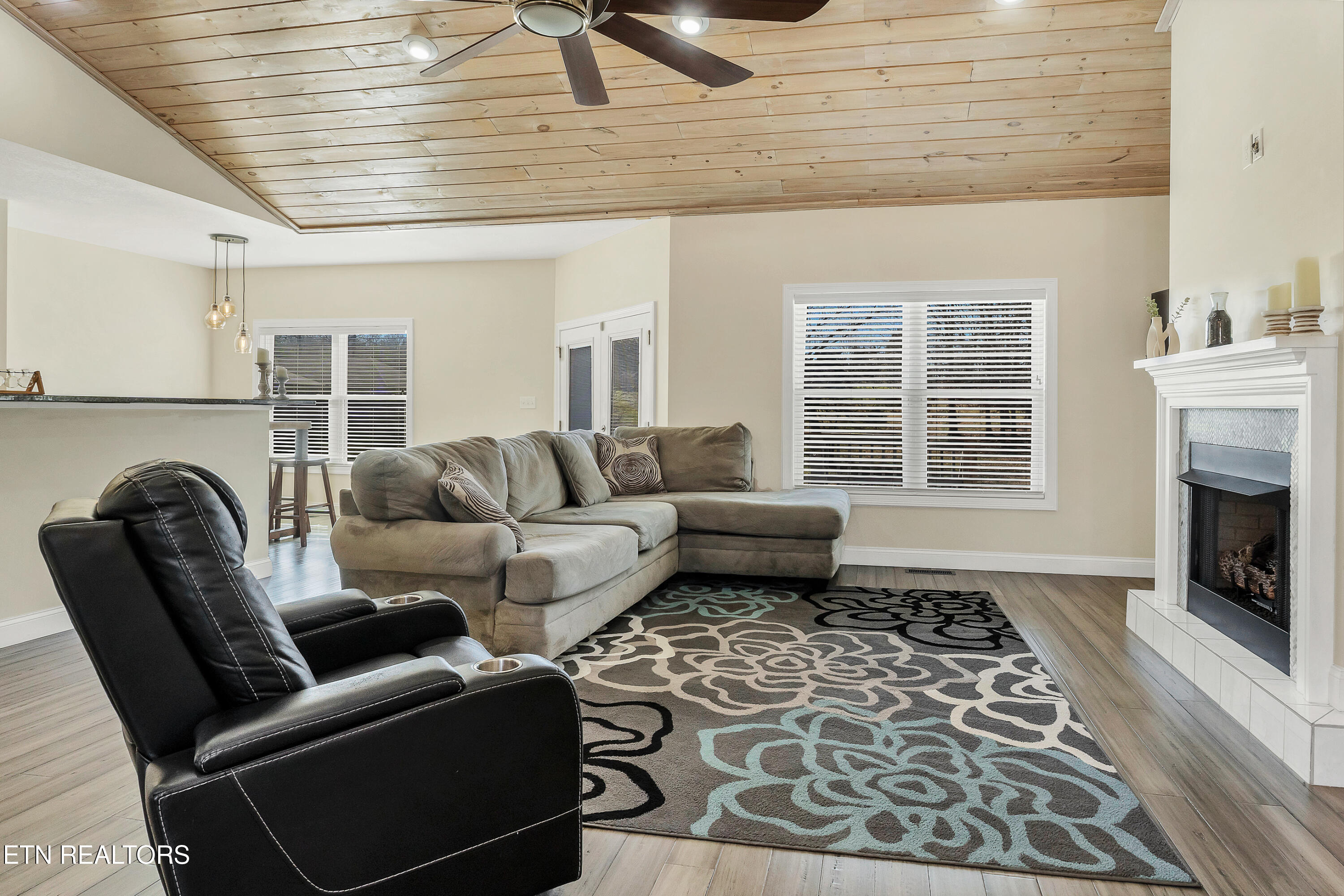 1322 Houston Springs Road Greenback TN 37742