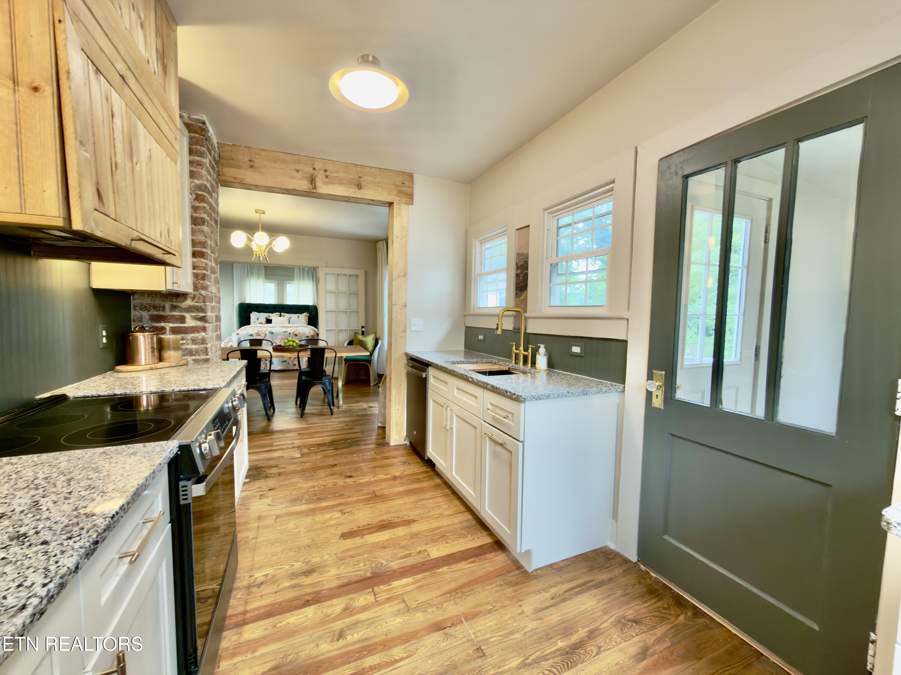 1701 Branson Avenue Knoxville TN 37917