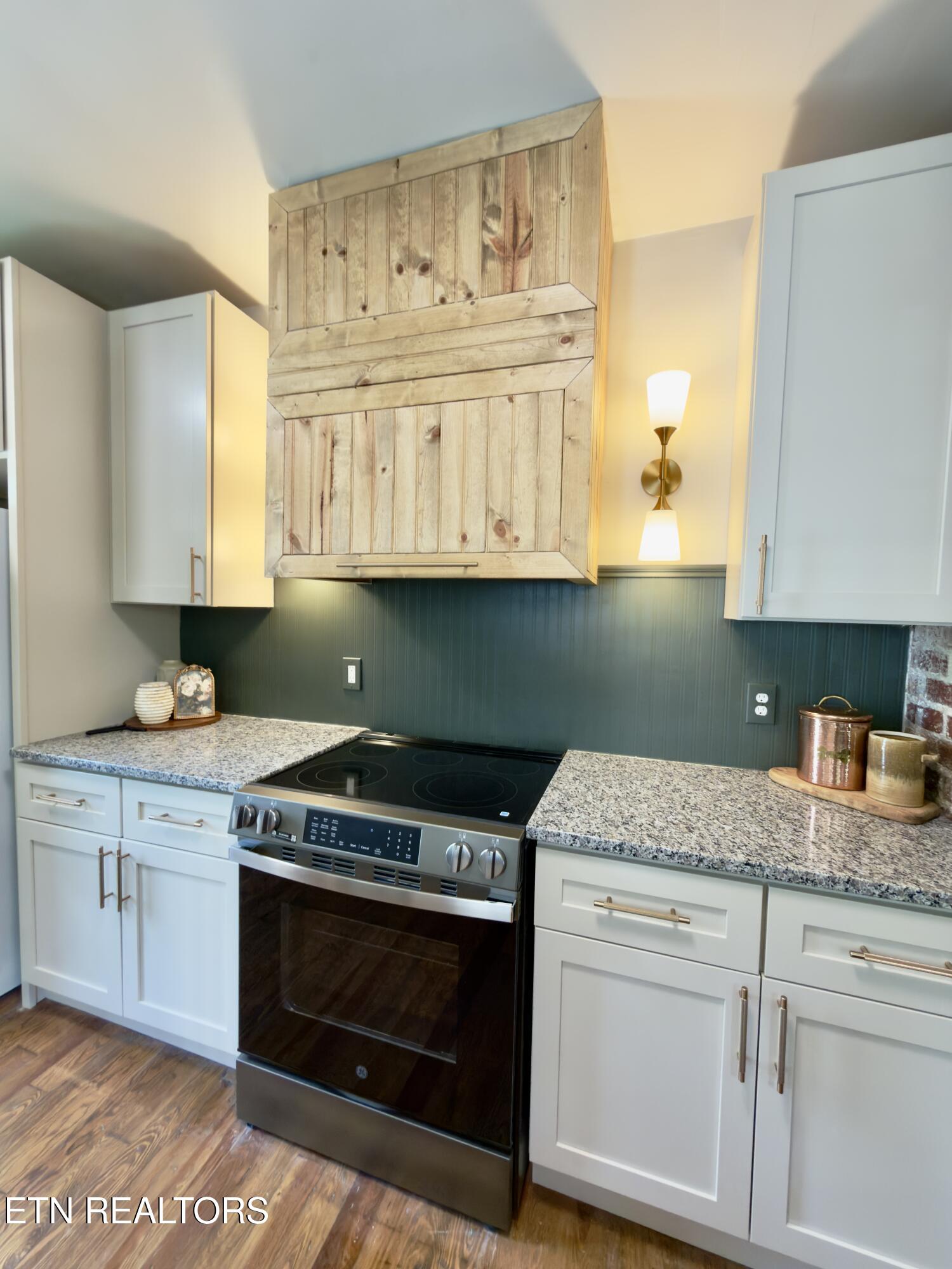 1701 Branson Avenue Knoxville TN 37917