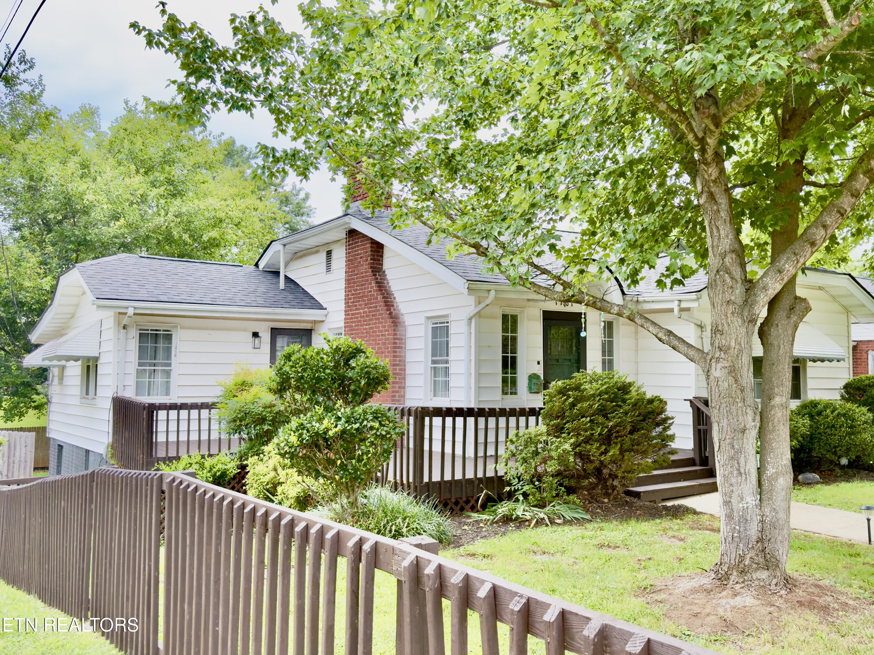 1701 Branson Avenue Knoxville TN 37917