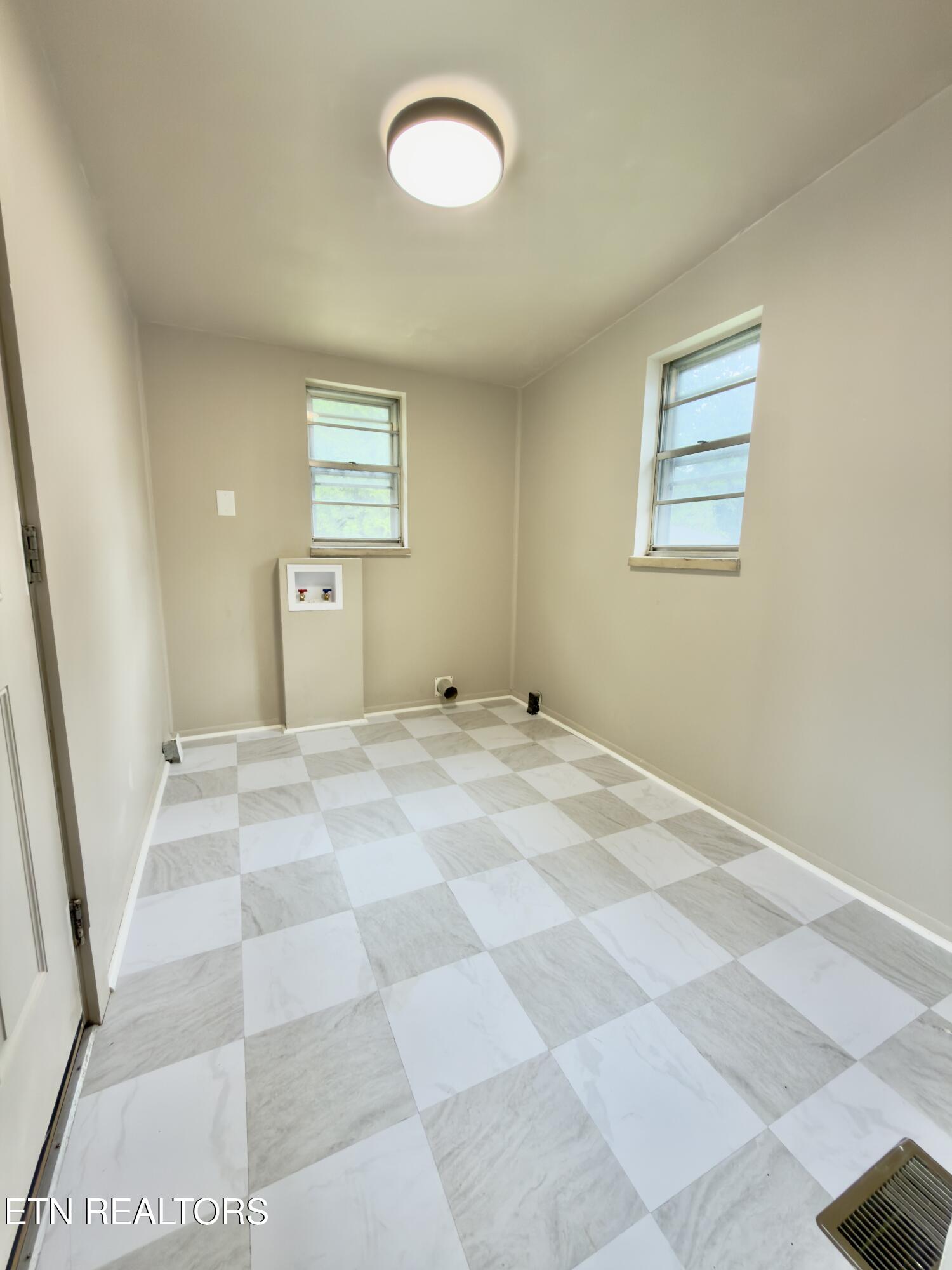 1701 Branson Avenue Knoxville TN 37917