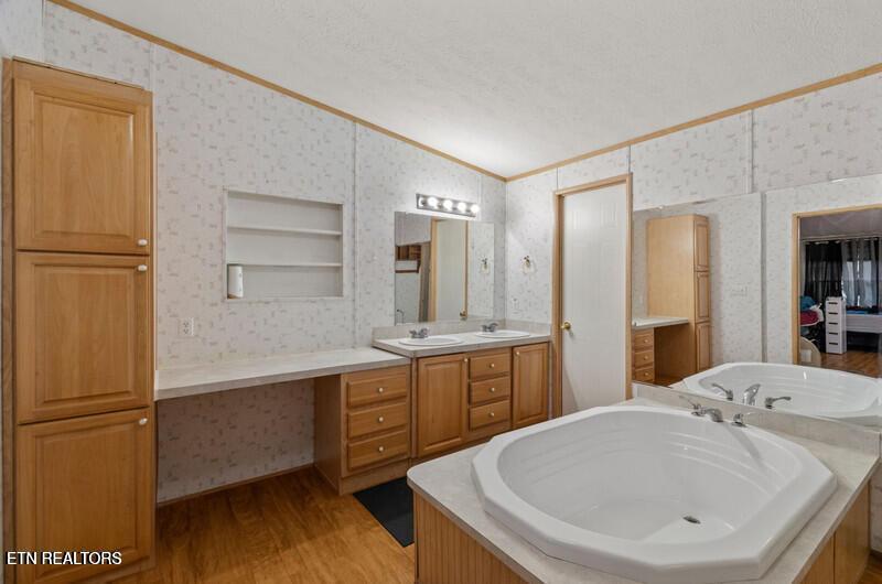 875 Mallard Way Parrottsville TN 37843