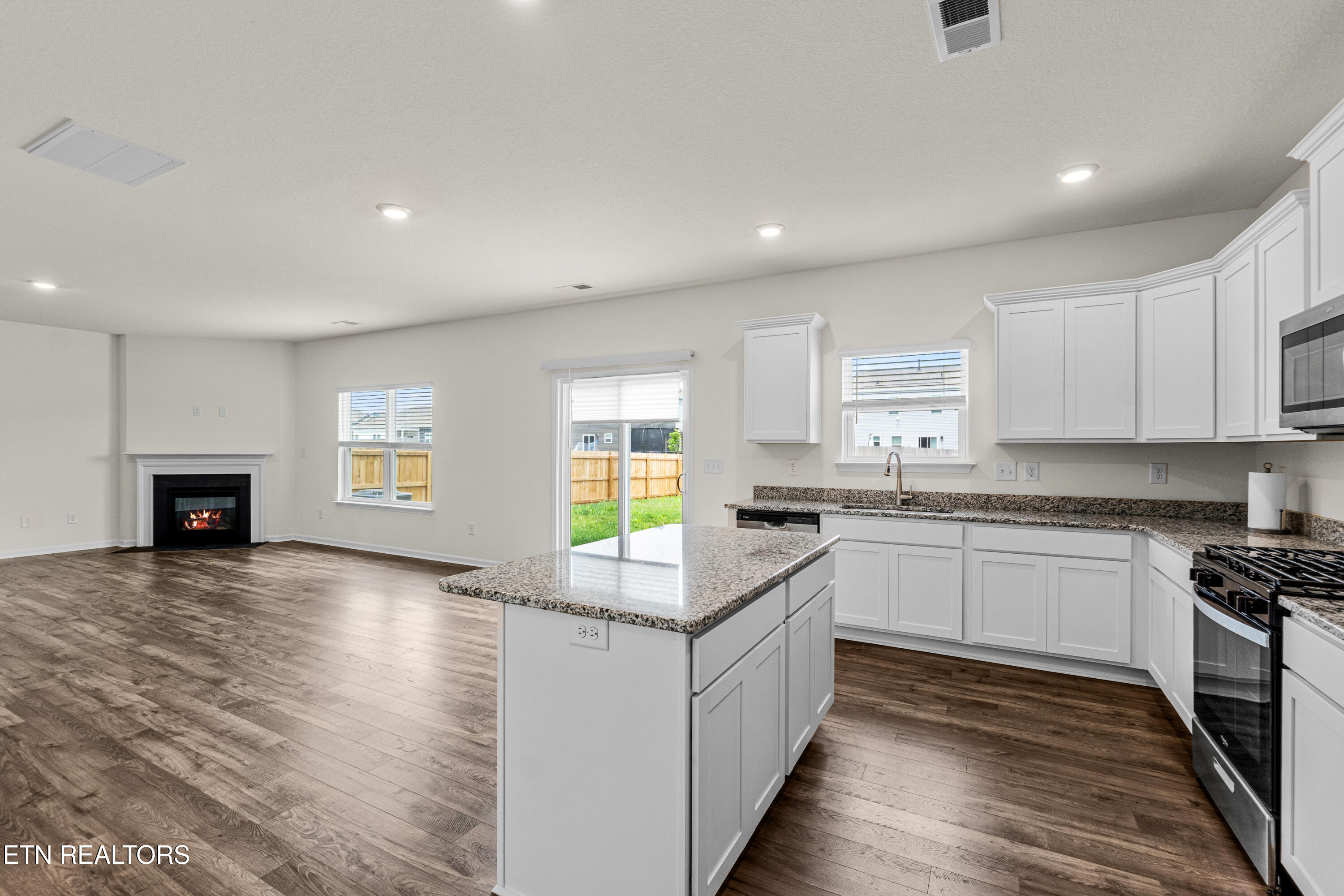 1410 Three Horses Lane Maryville TN 37803