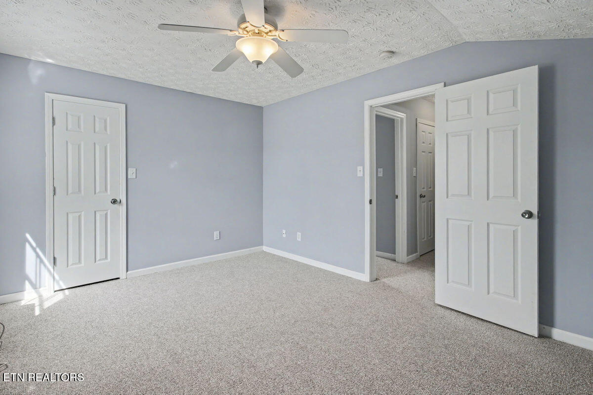 525 Parkstone Lane Knoxville TN 37924