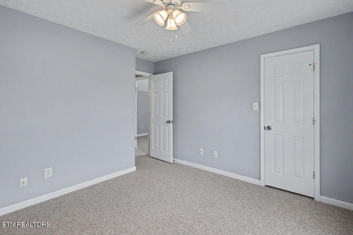 525 Parkstone Lane Knoxville TN 37924