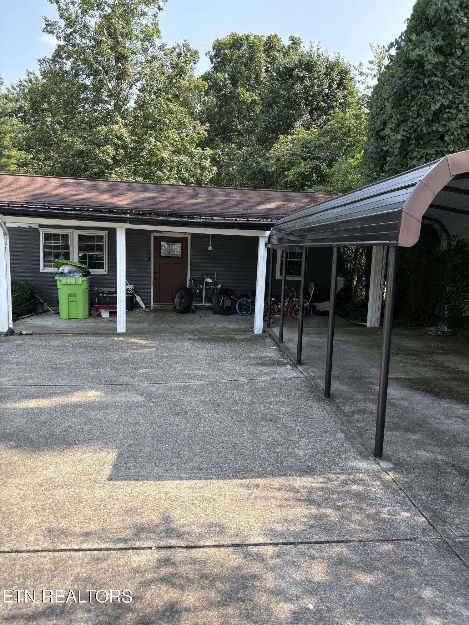 9258 Cherokee Trail Crossville TN 38572