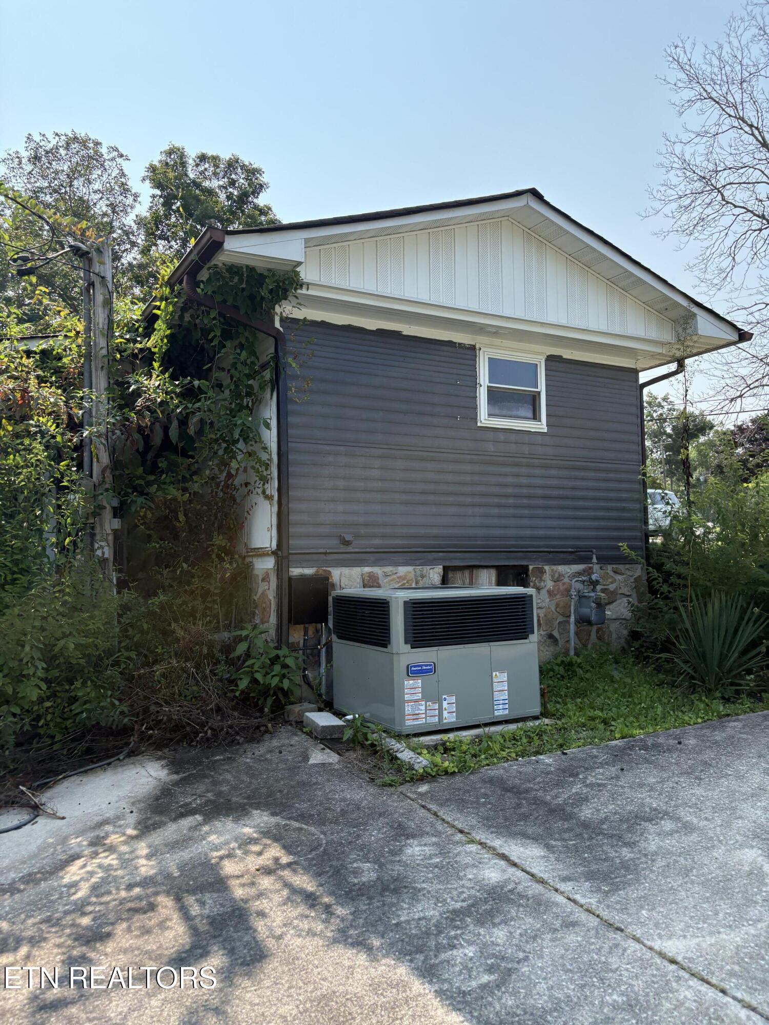 9258 Cherokee Trail Crossville TN 38572