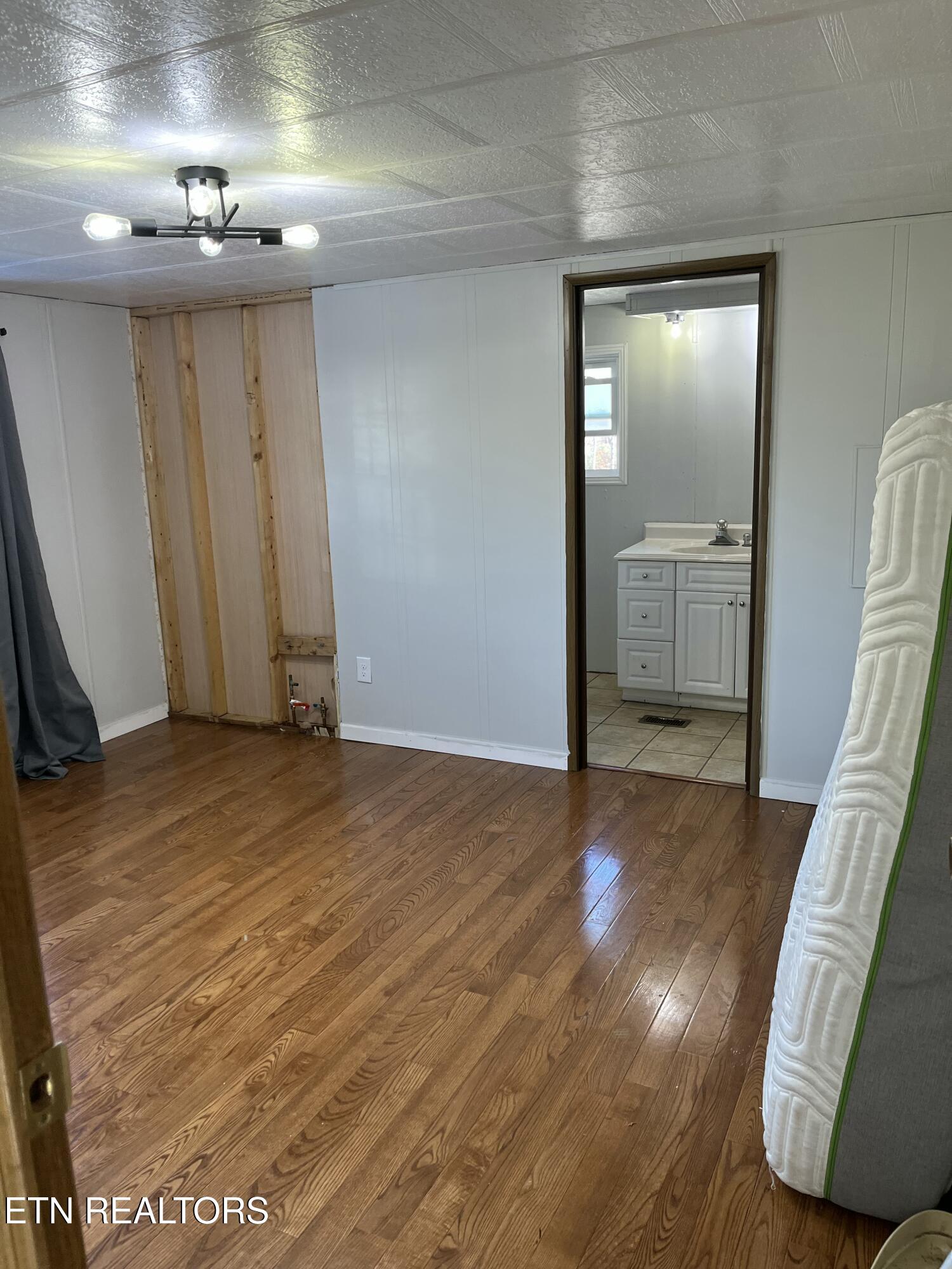 9258 Cherokee Trail Crossville TN 38572