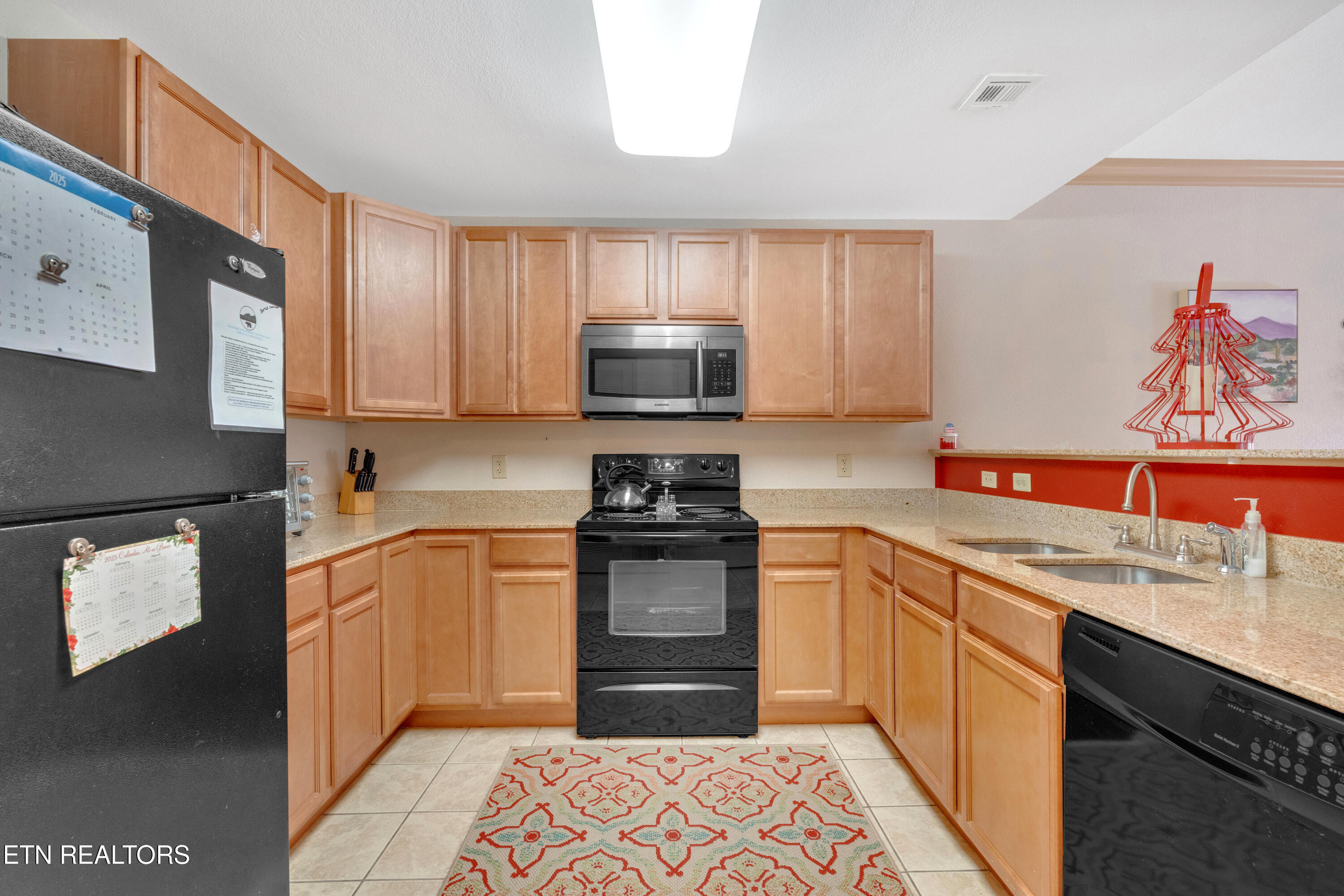 124 Plaza Drive Pigeon Forge TN 37863