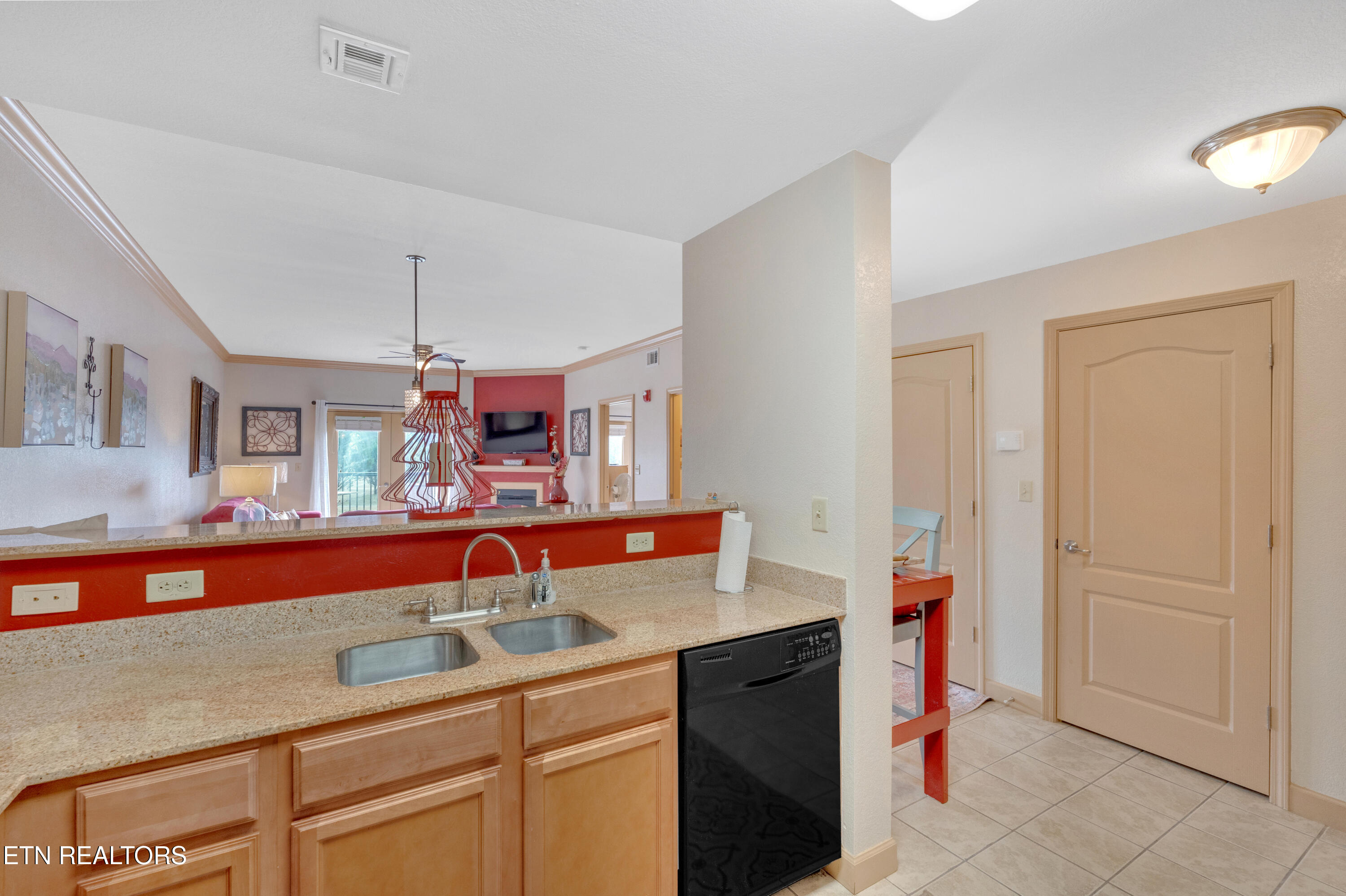 124 Plaza Drive Pigeon Forge TN 37863