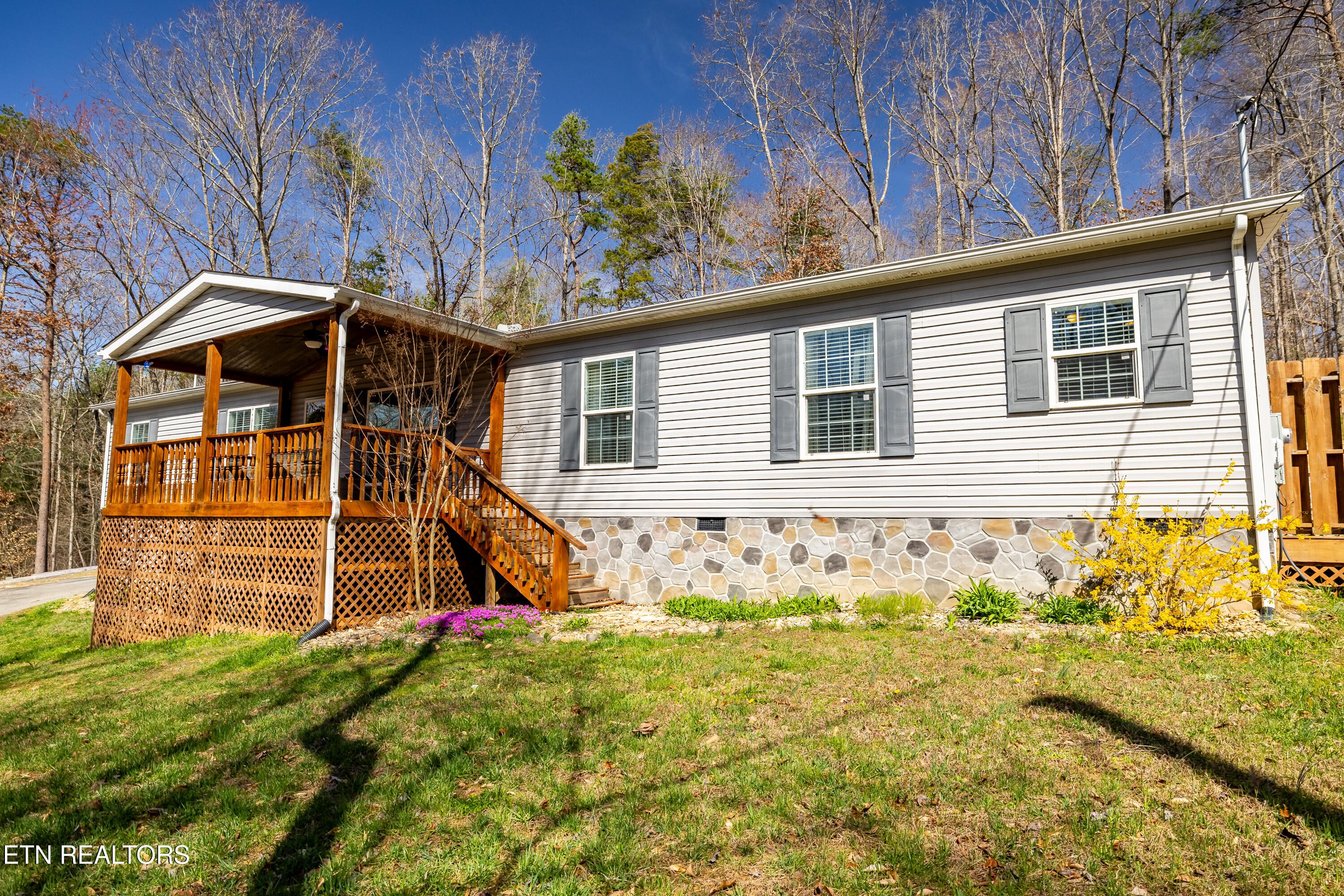 153 Powder House Road Clinton TN 37716