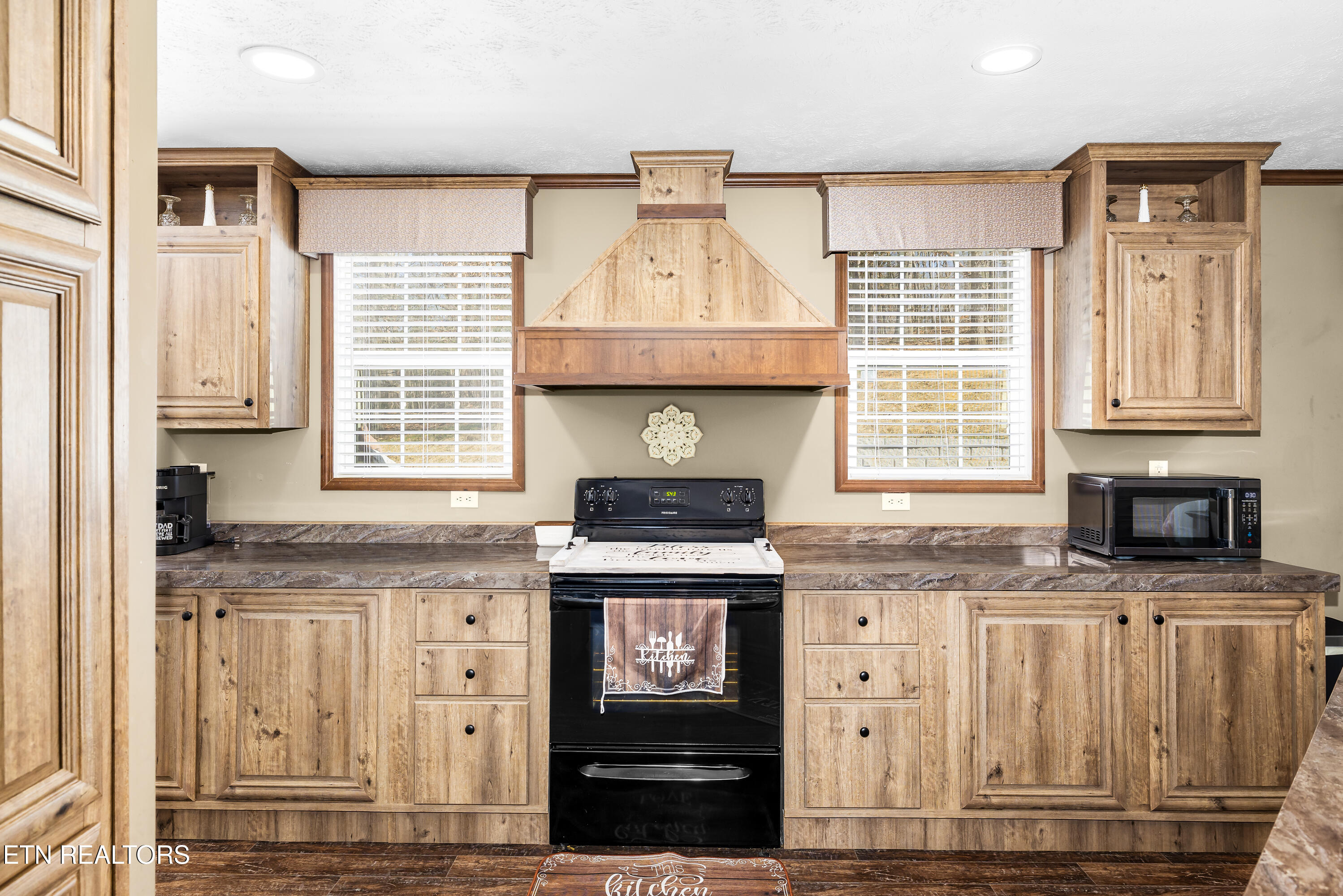 153 Powder House Road Clinton TN 37716