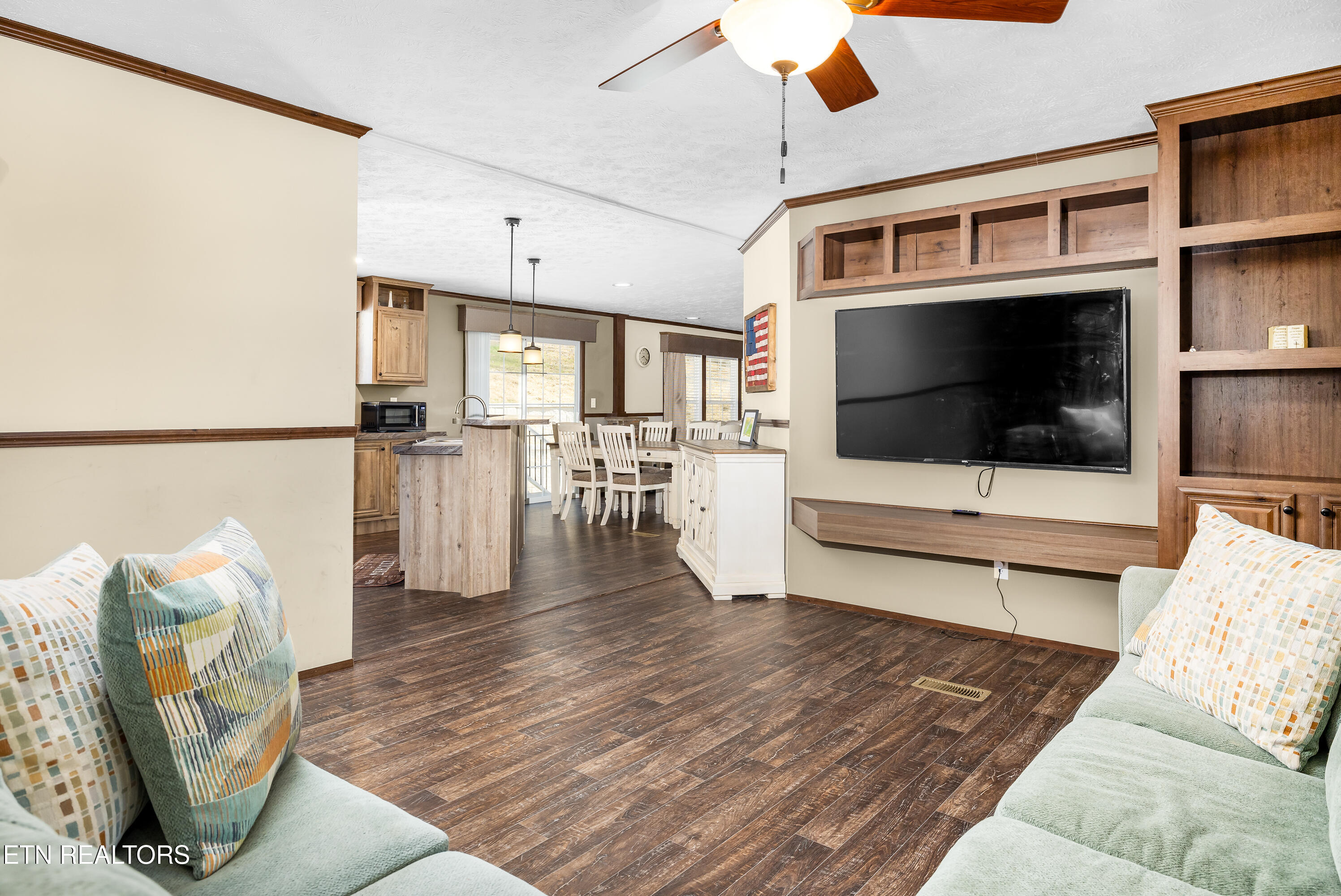 153 Powder House Road Clinton TN 37716