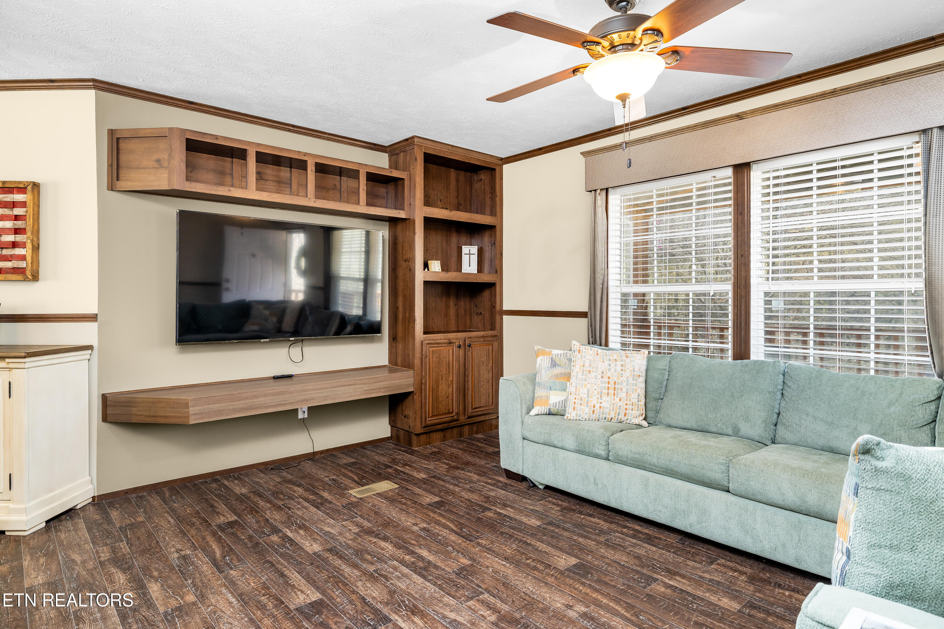 153 Powder House Road Clinton TN 37716