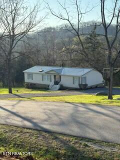 2214 Hinds Creek Road Heiskell TN 37754
