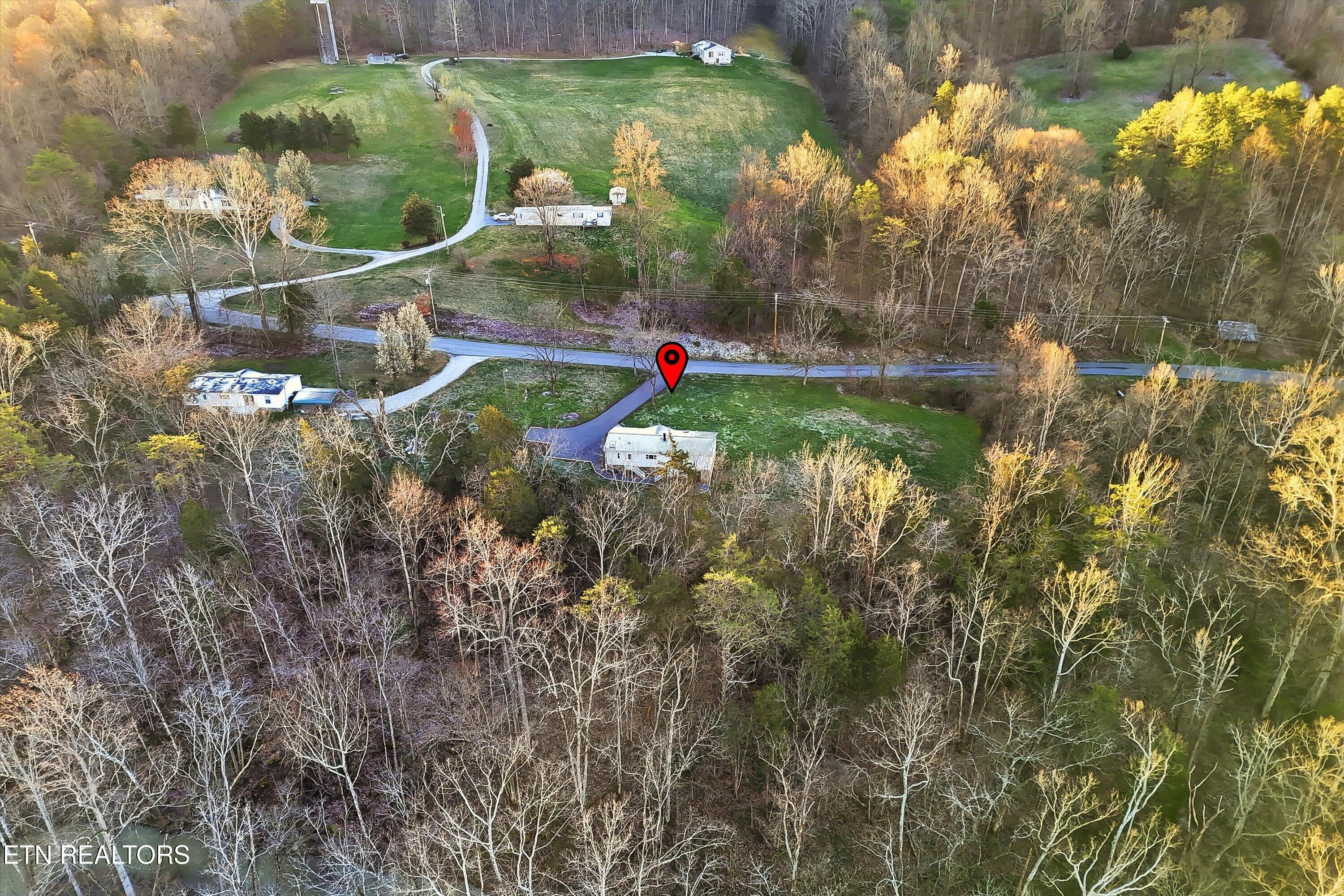 2214 Hinds Creek Road Heiskell TN 37754