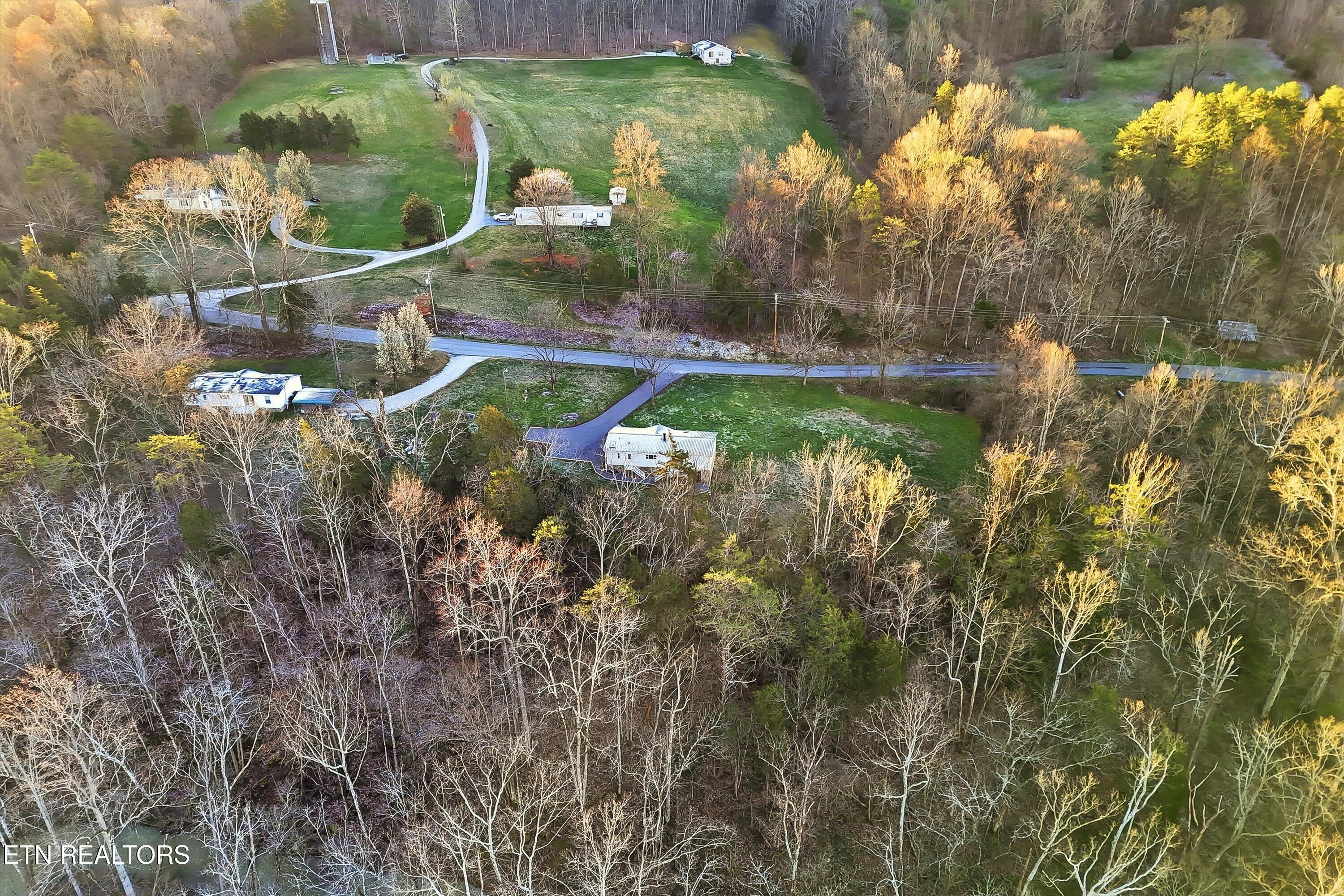 2214 Hinds Creek Road Heiskell TN 37754