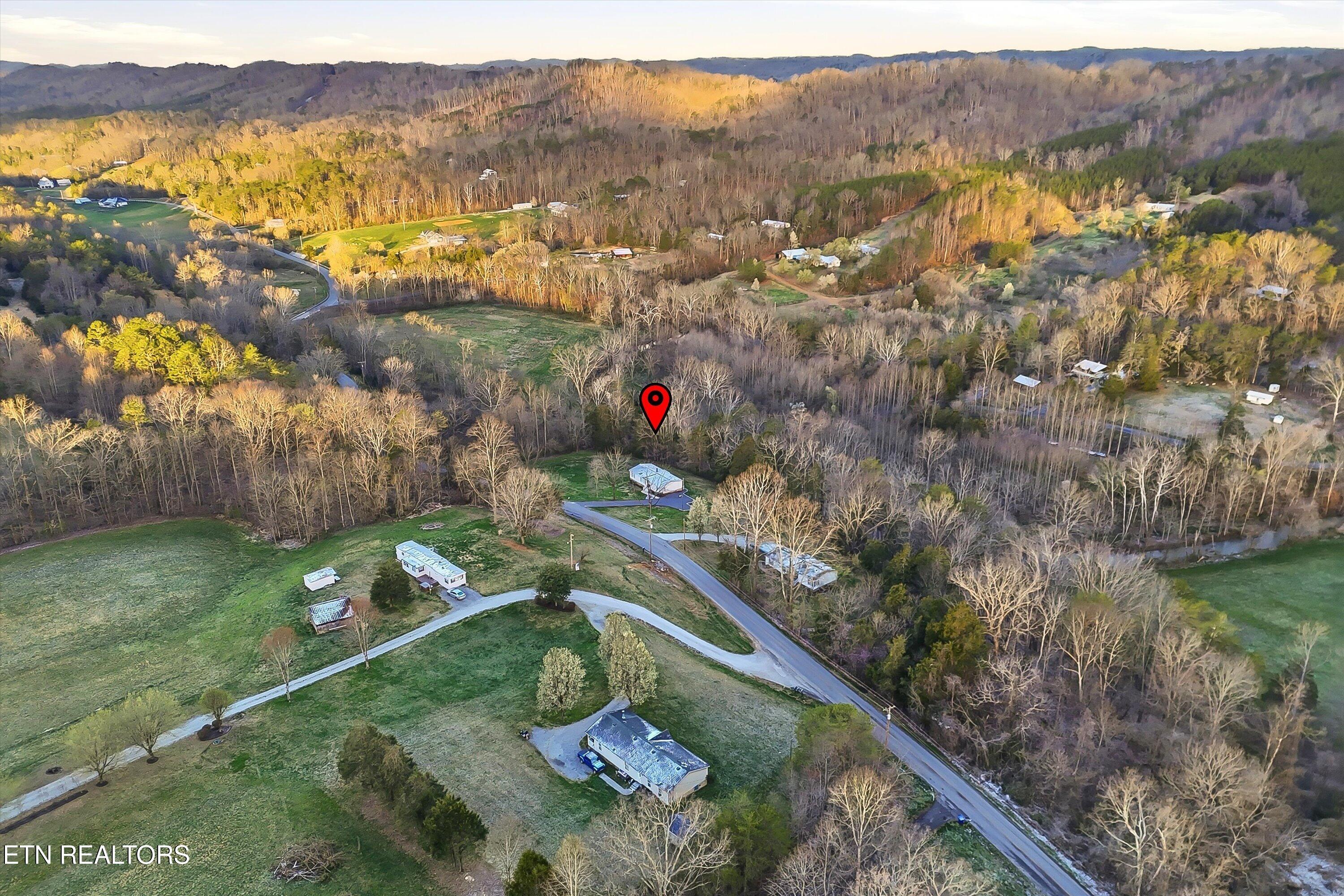 2214 Hinds Creek Road Heiskell TN 37754